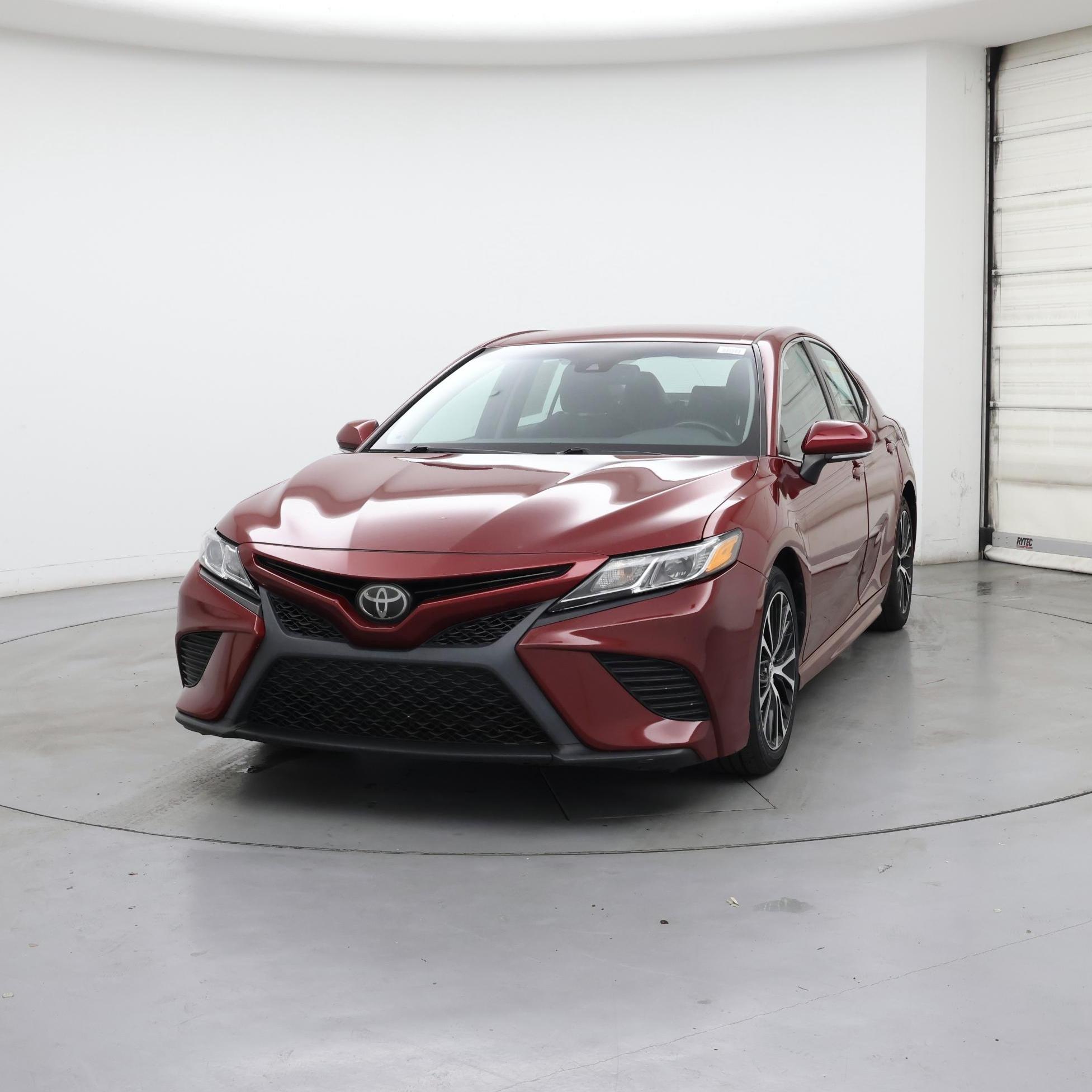 Thumbnail: 2018 Toyota Camry - 4