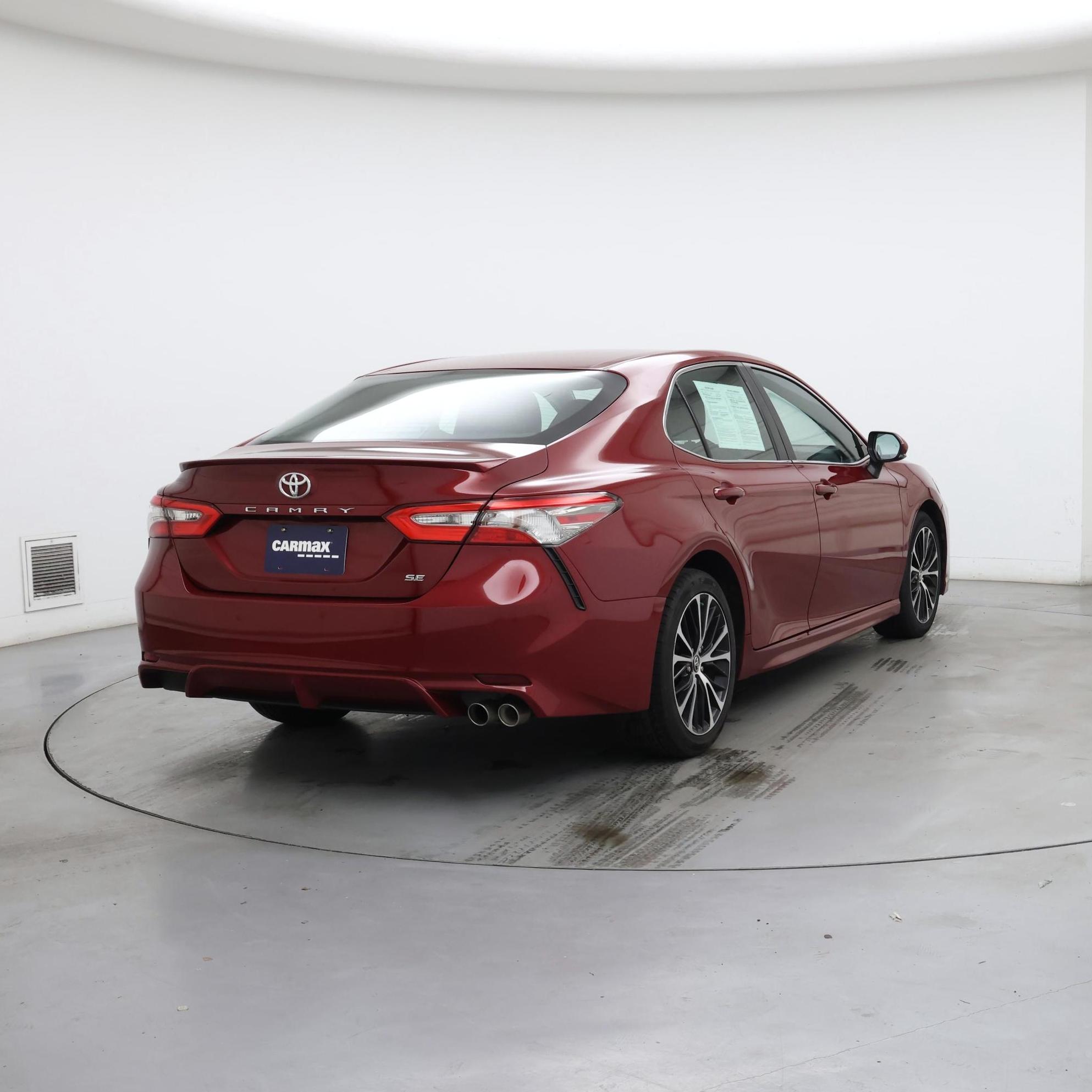 Thumbnail: 2018 Toyota Camry - 8