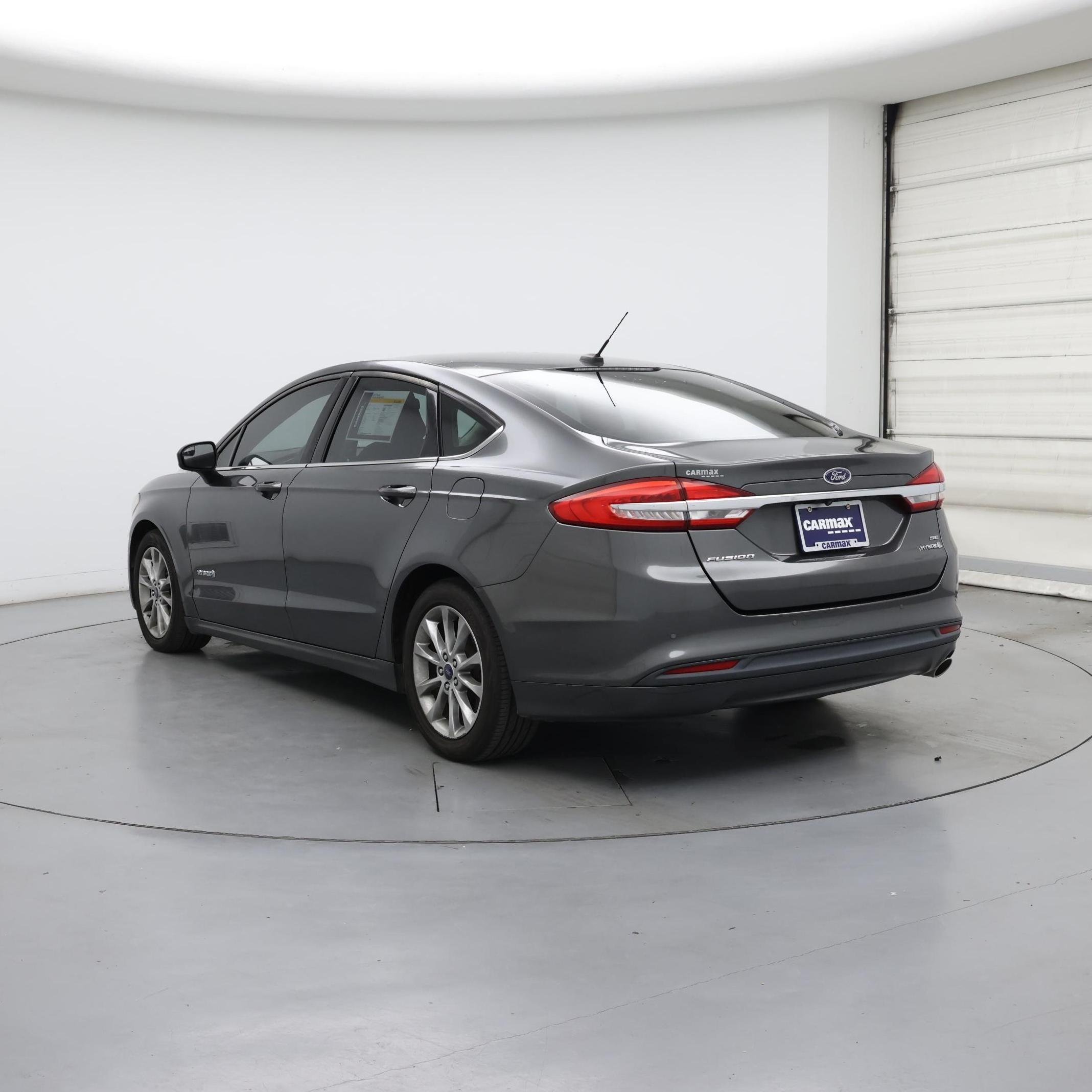 Thumbnail: 2017 Ford Fusion - 2