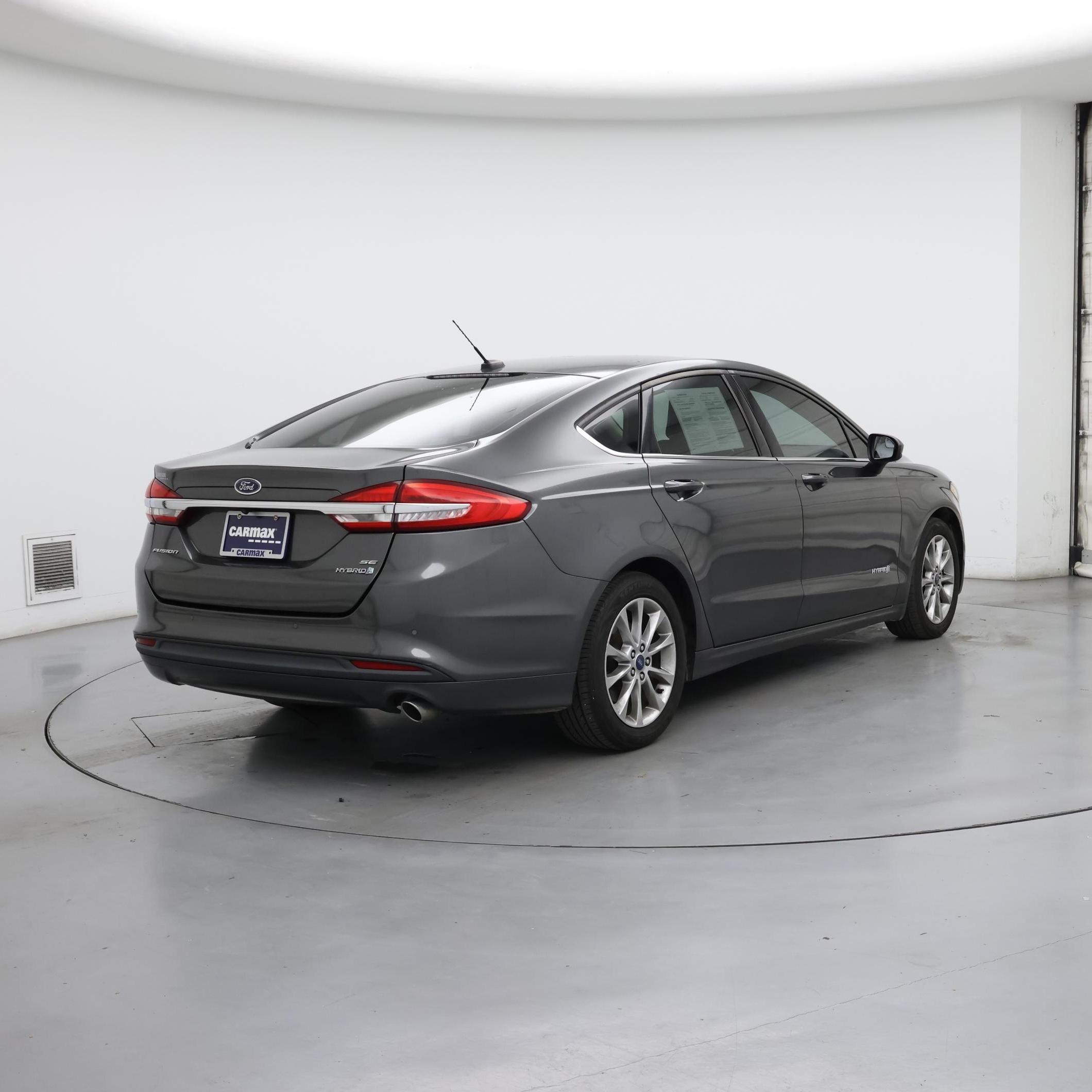 Thumbnail: 2017 Ford Fusion - 8