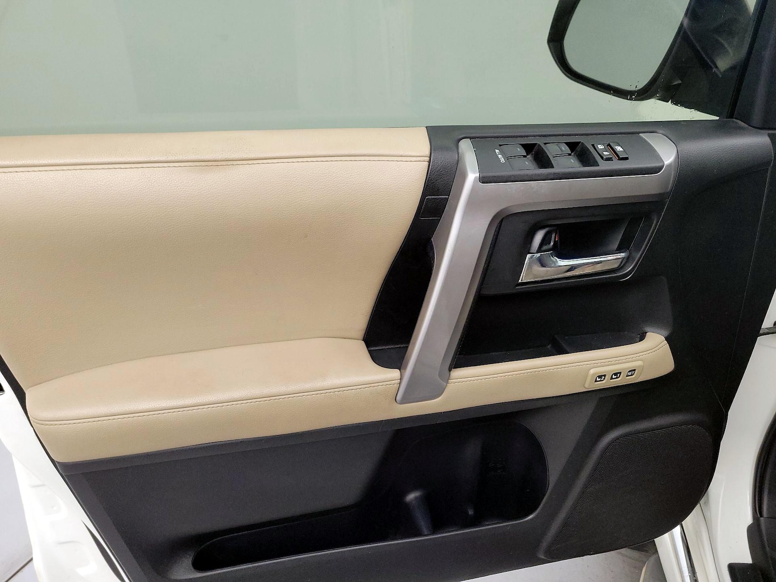 2017 Toyota 4Runner Limited - Photo 13