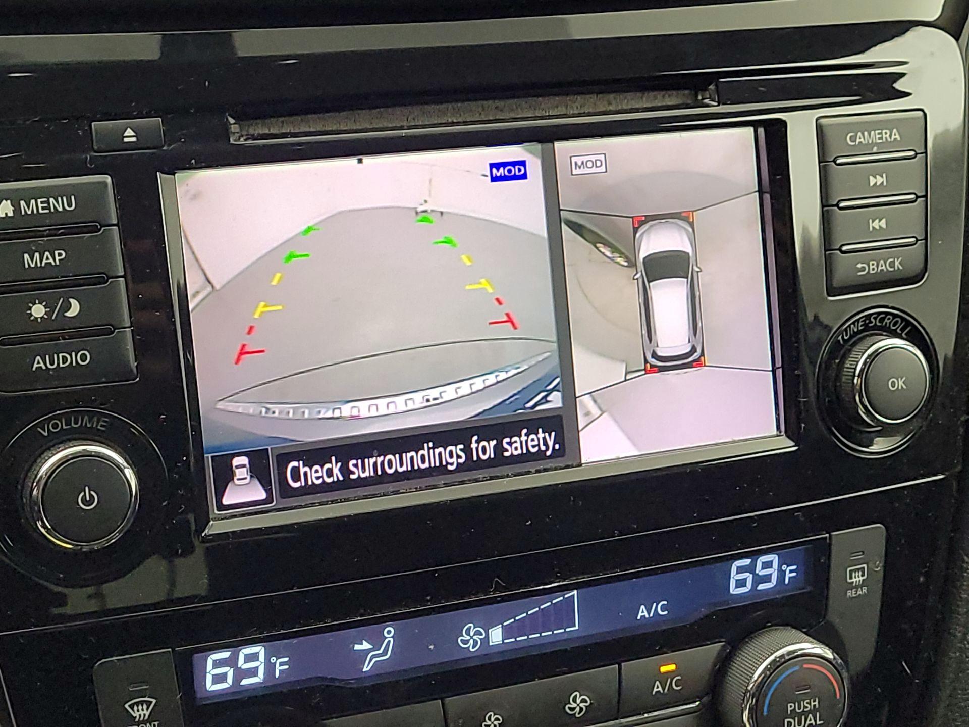 Thumbnail: 2018 Nissan Rogue - 14