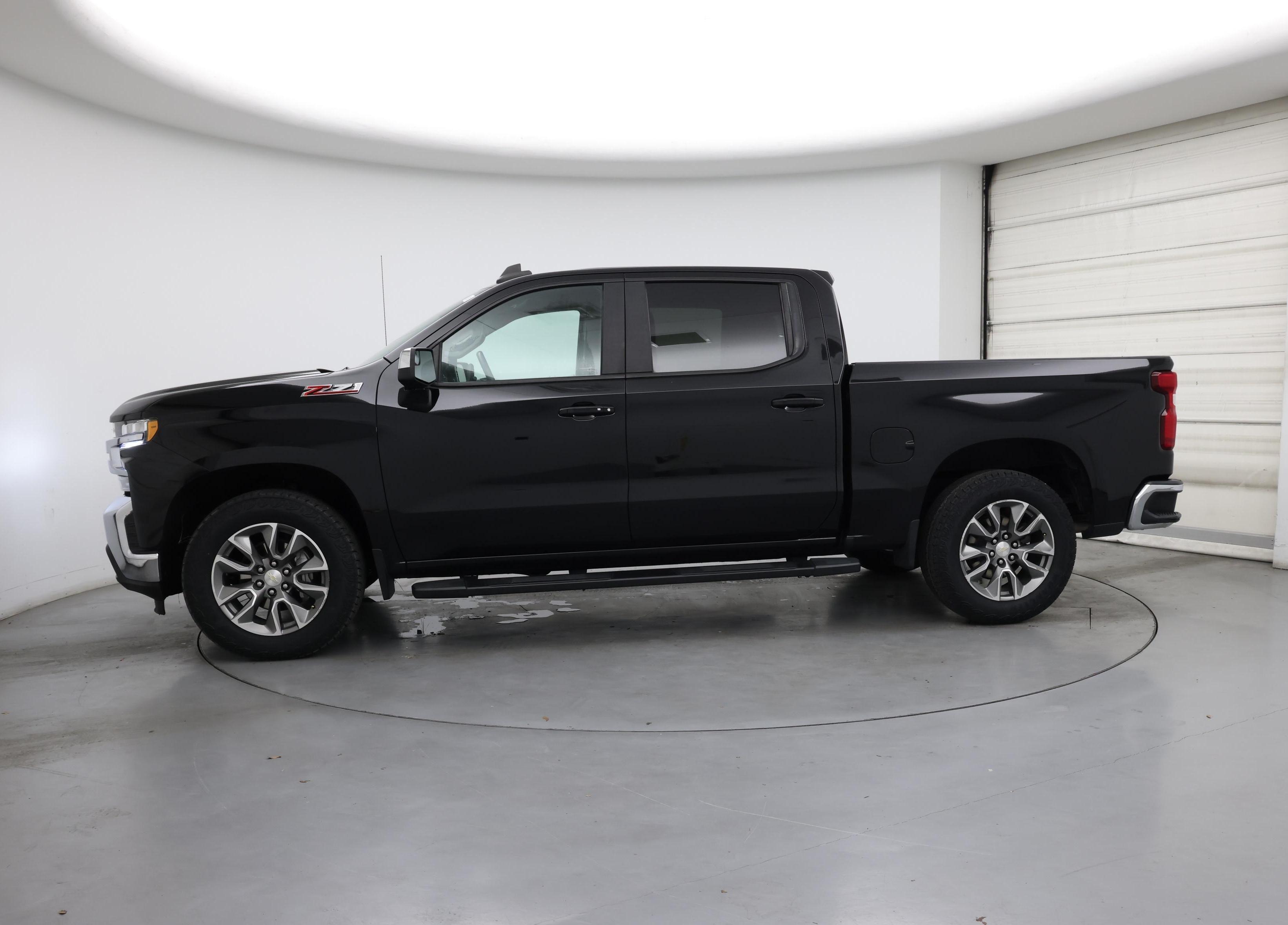 Thumbnail: 2021 Chevrolet Silverado 1500 - 3