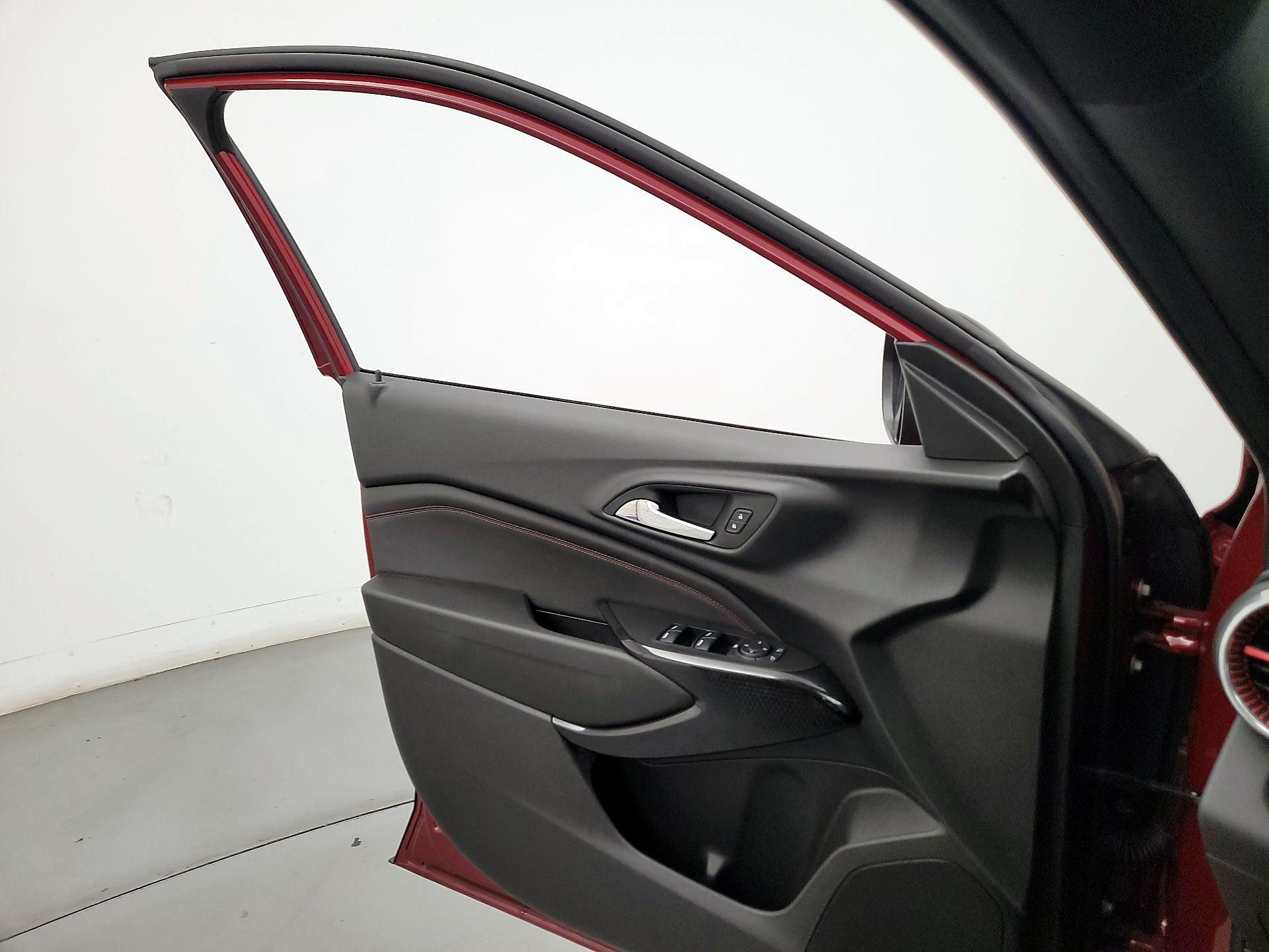 Thumbnail: 2024 Chevrolet Trax - 12