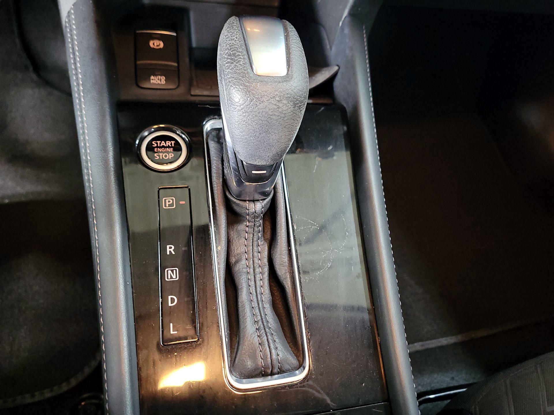 Thumbnail: 2021 Nissan Kicks - 15