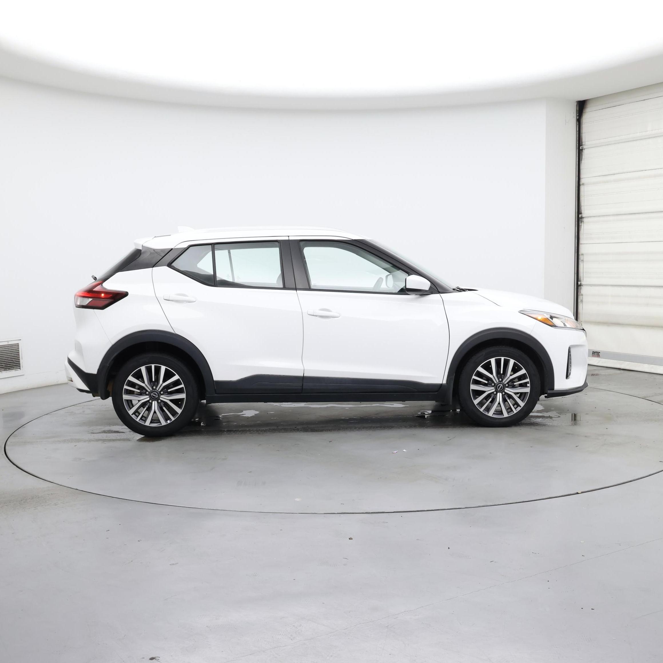 Thumbnail: 2021 Nissan Kicks - 7