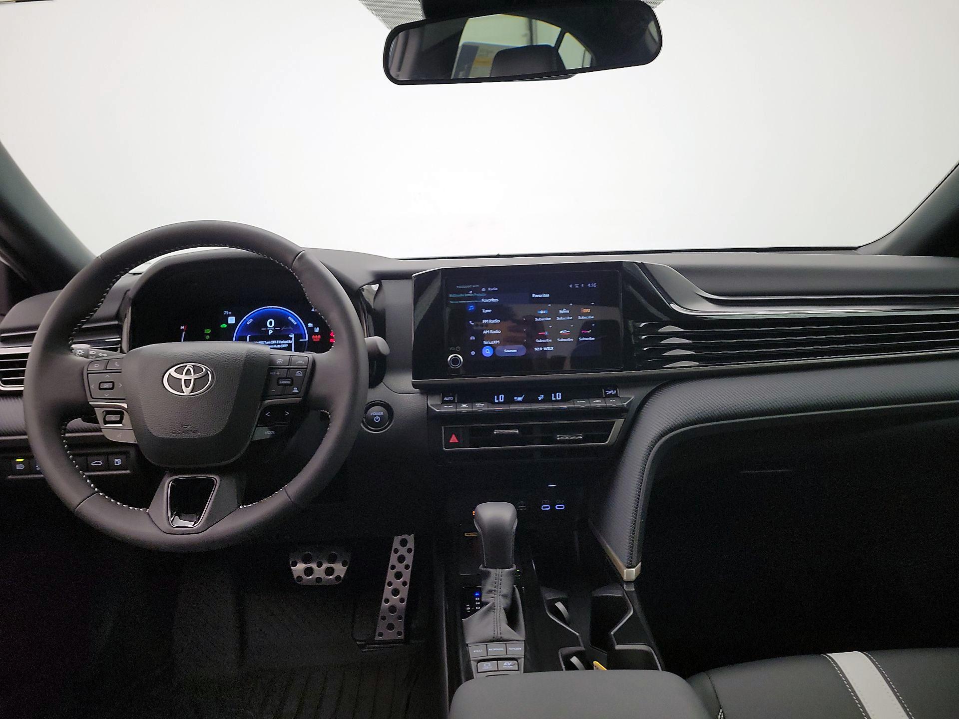 Thumbnail: 2025 Toyota Camry - 9