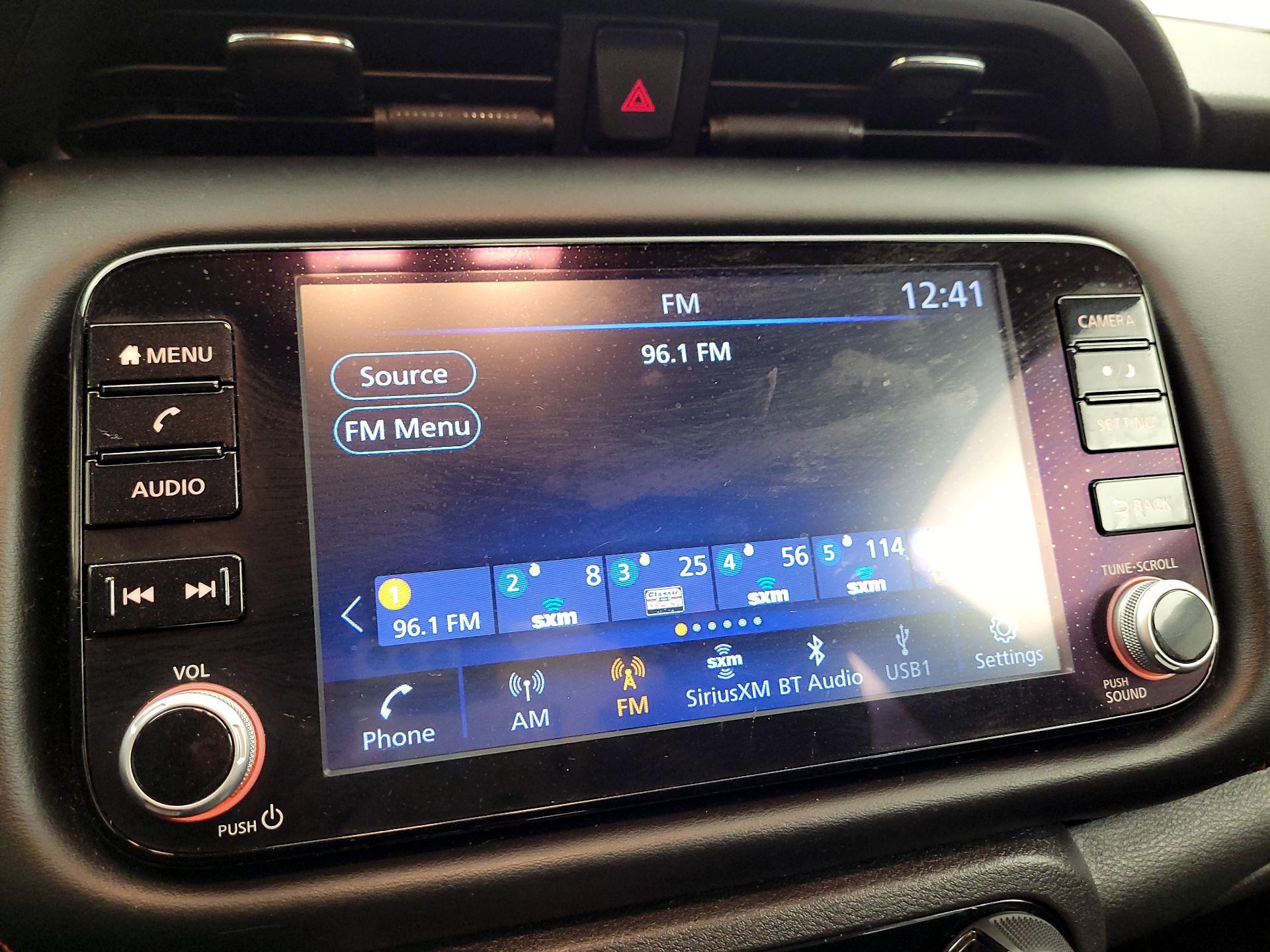 Thumbnail: 2022 Nissan Kicks - 13