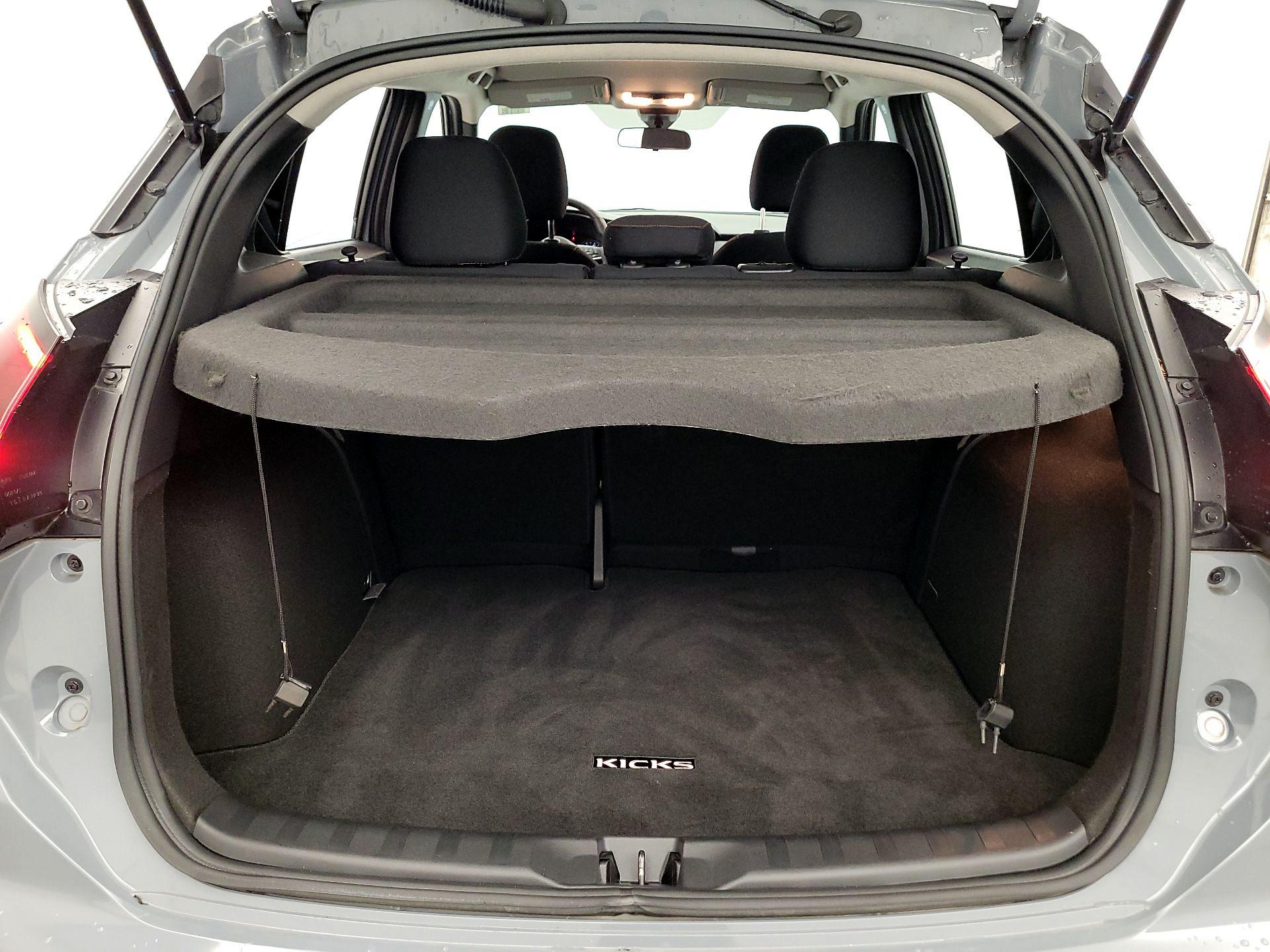 Thumbnail: 2022 Nissan Kicks - 16