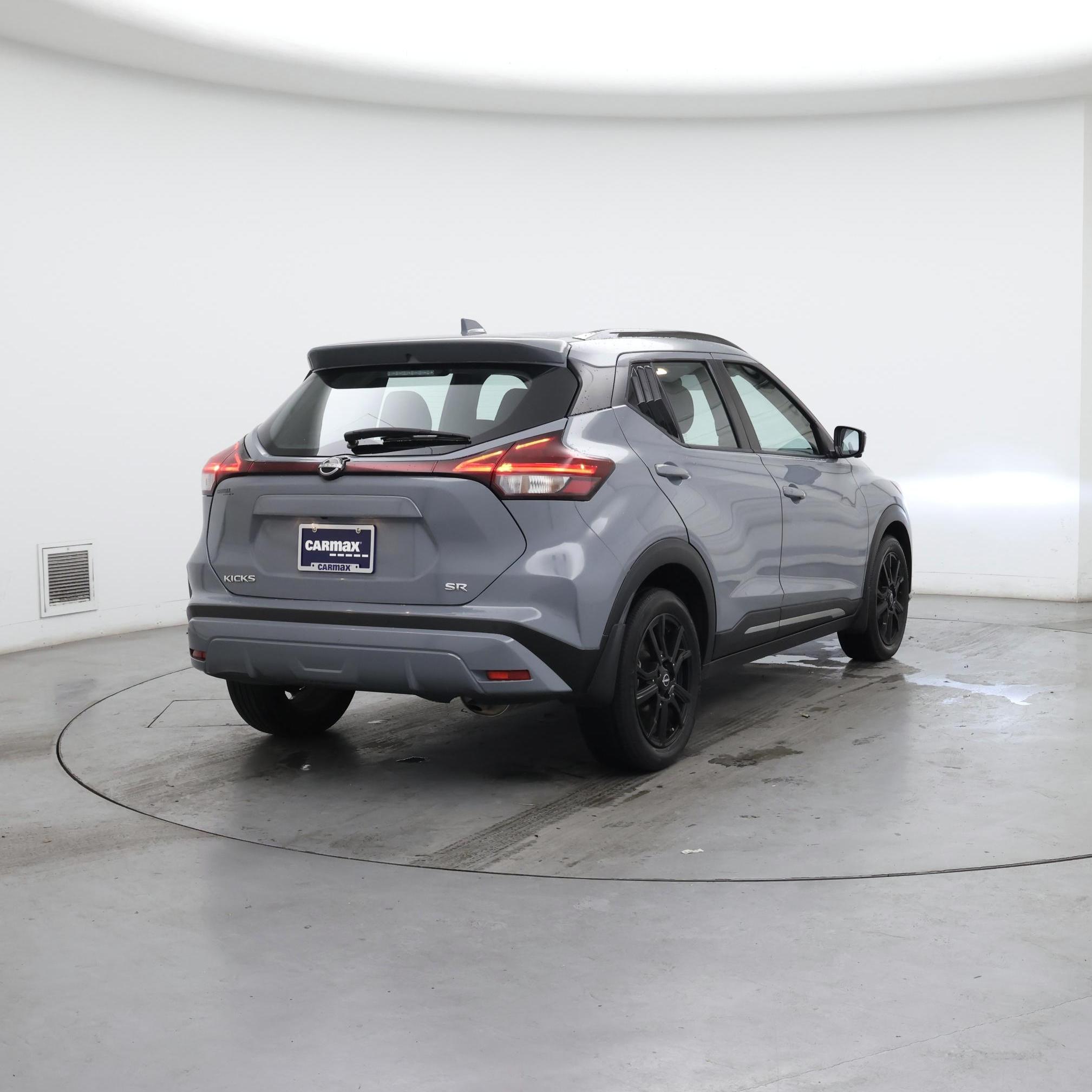 Thumbnail: 2022 Nissan Kicks - 8