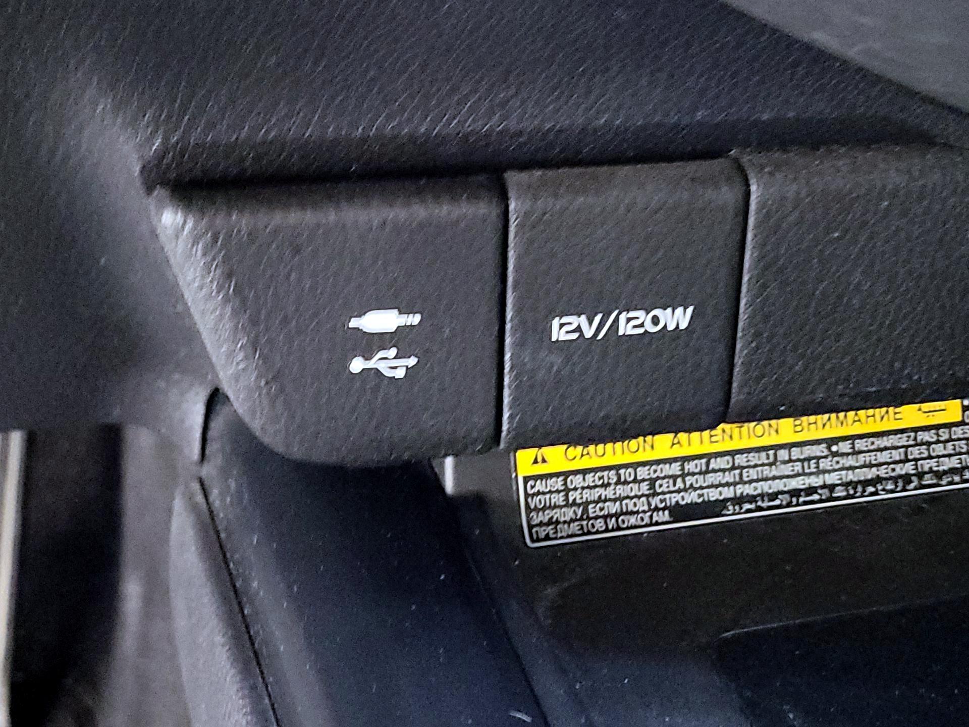 Thumbnail: 2018 Toyota Camry - 18