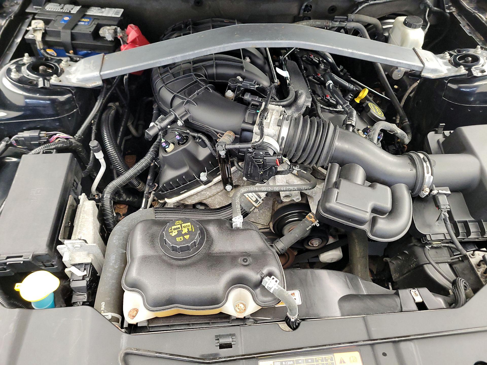 Thumbnail: 2014 Ford Mustang - 17