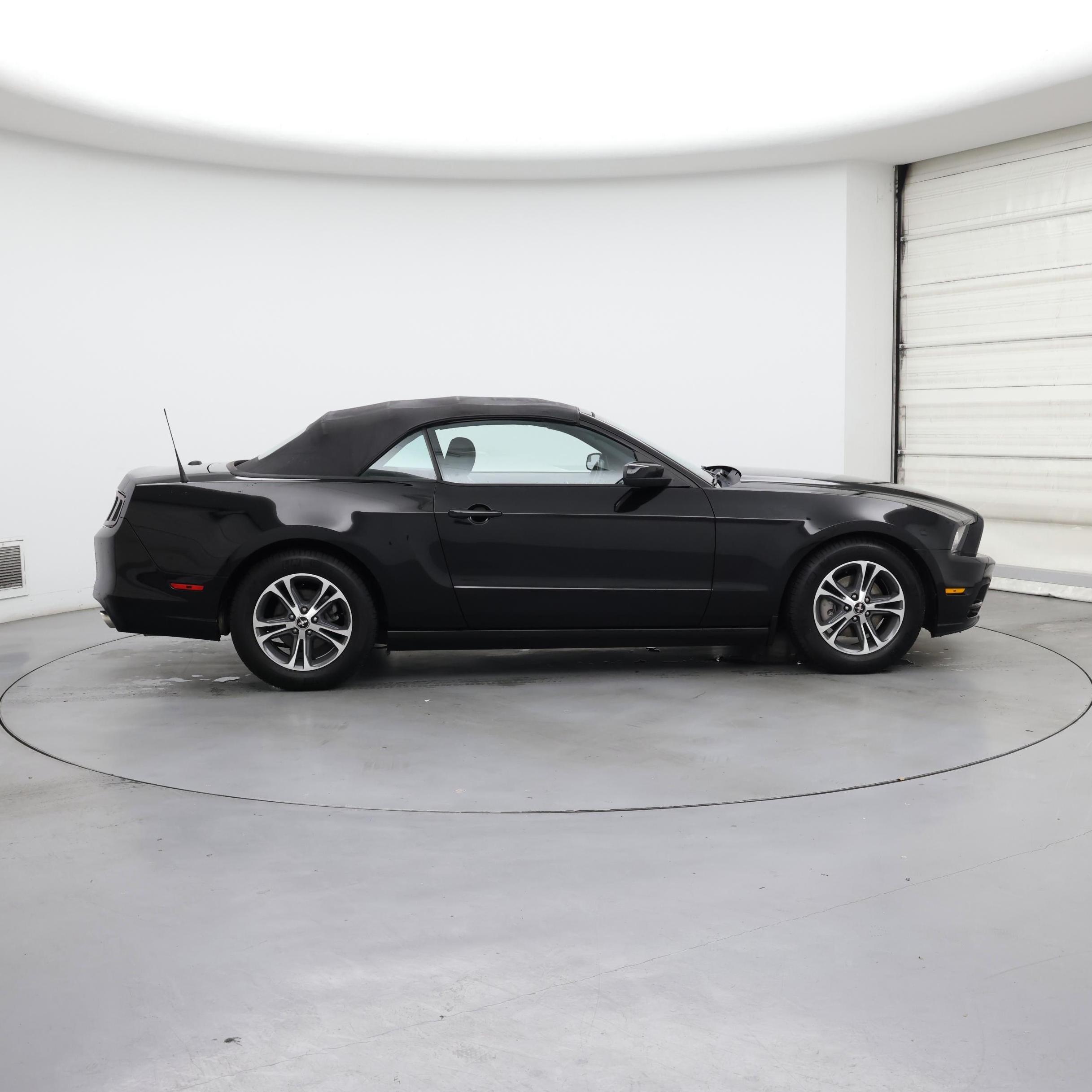 Thumbnail: 2014 Ford Mustang - 7