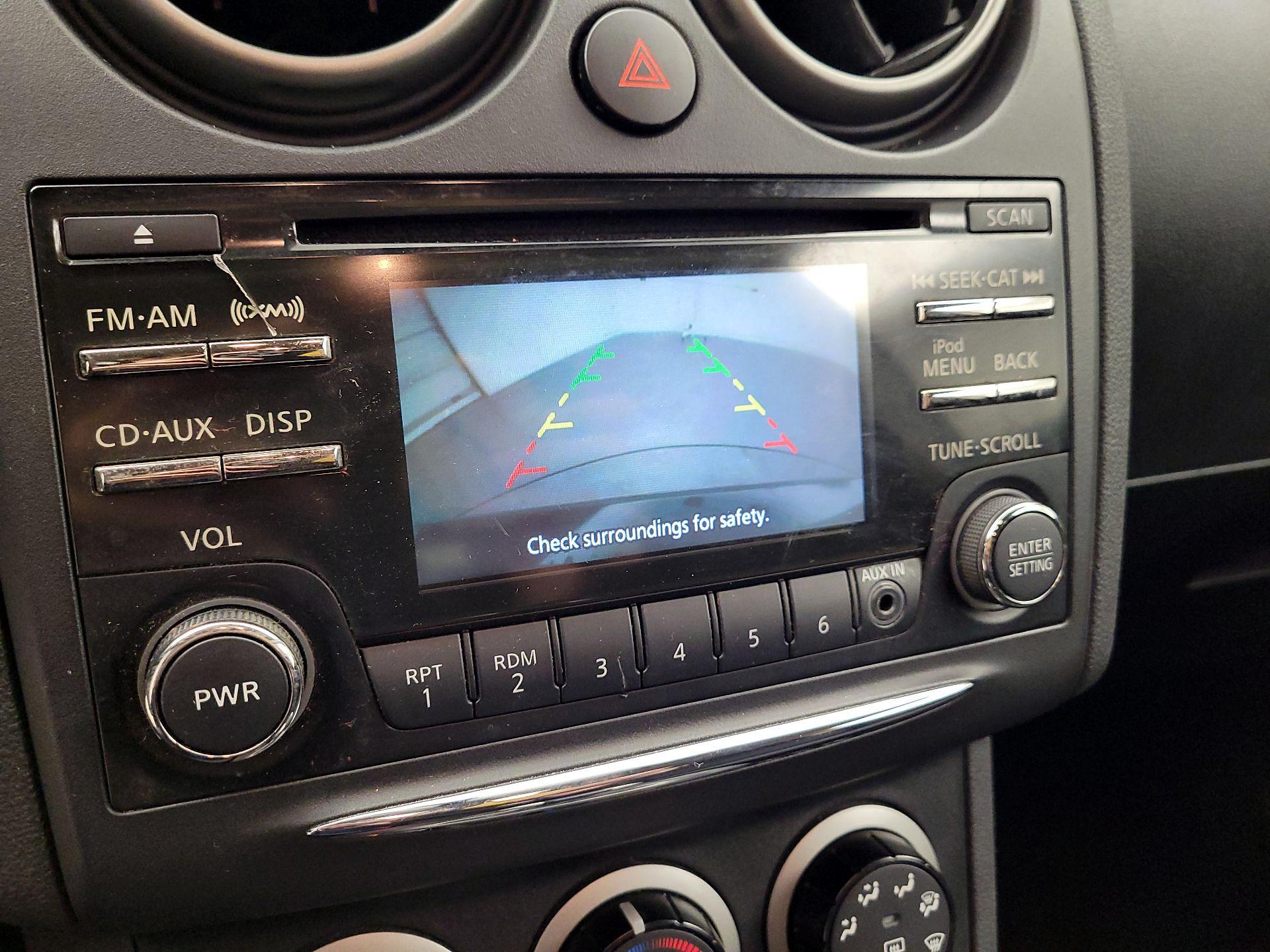 Thumbnail: 2015 Nissan Rogue - 14