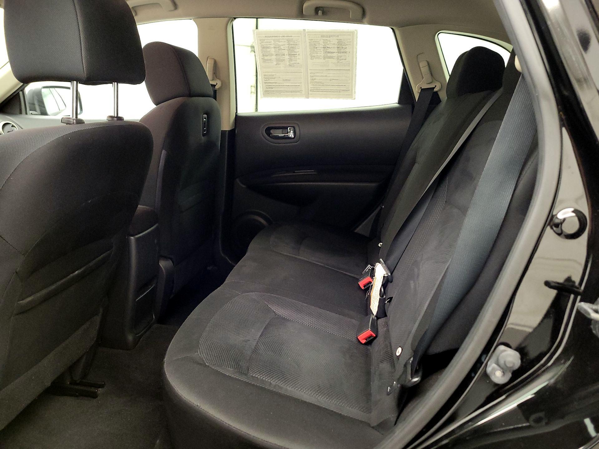 Thumbnail: 2015 Nissan Rogue - 19