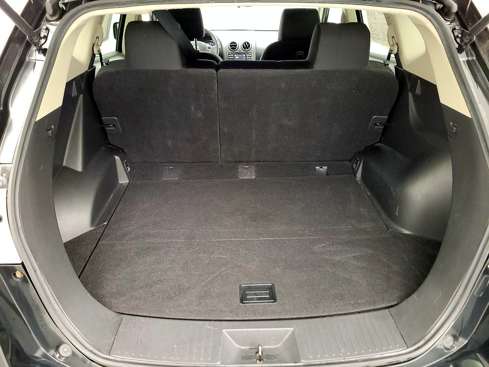 Thumbnail: 2015 Nissan Rogue - 20