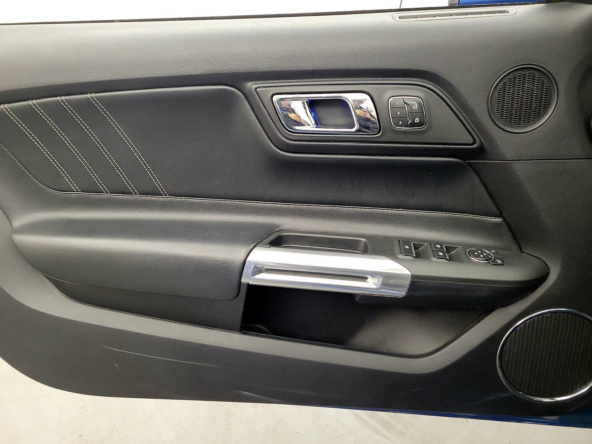 Thumbnail: 2017 Ford Mustang - 12