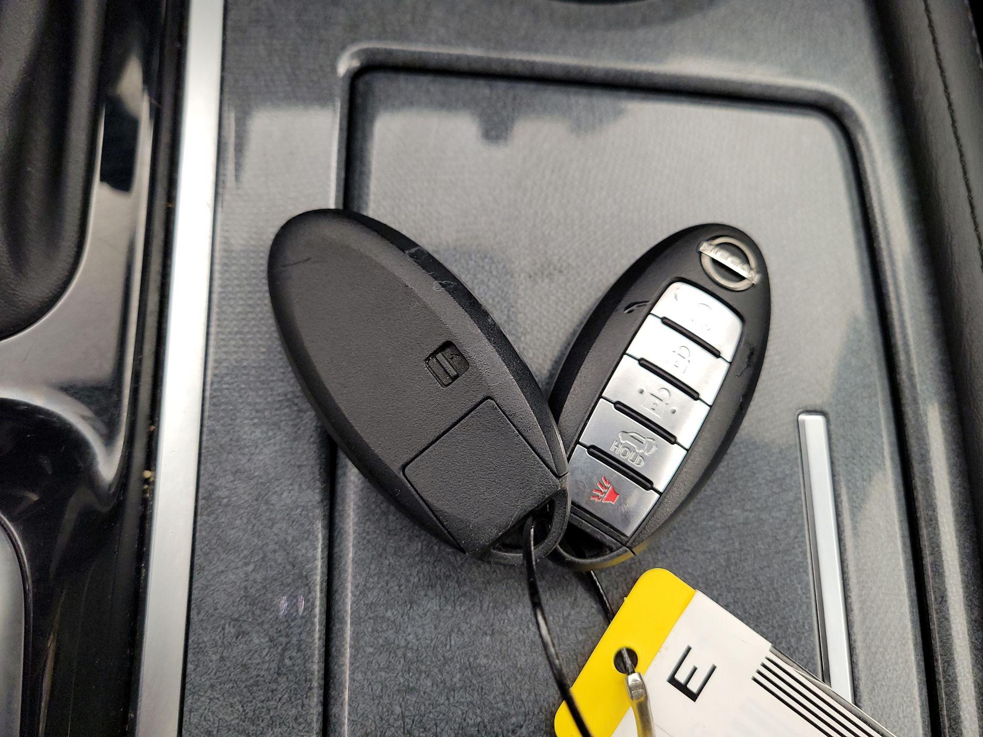 Thumbnail: 2021 Nissan Armada - 18