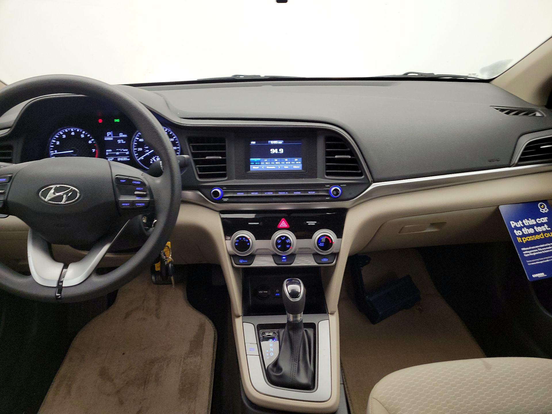 Thumbnail: 2019 Hyundai Elantra - 9