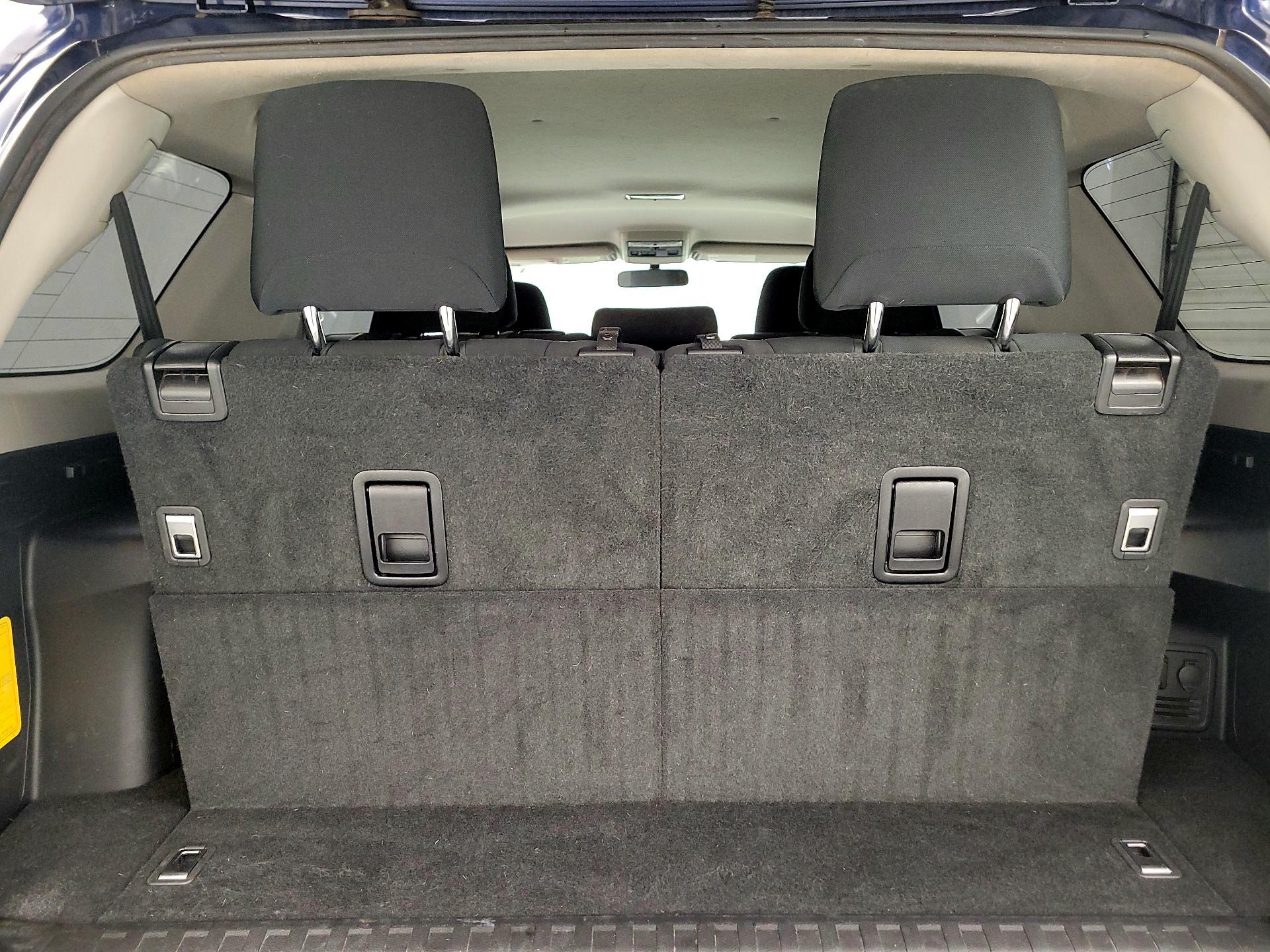 Thumbnail: 2018 Toyota 4Runner - 16