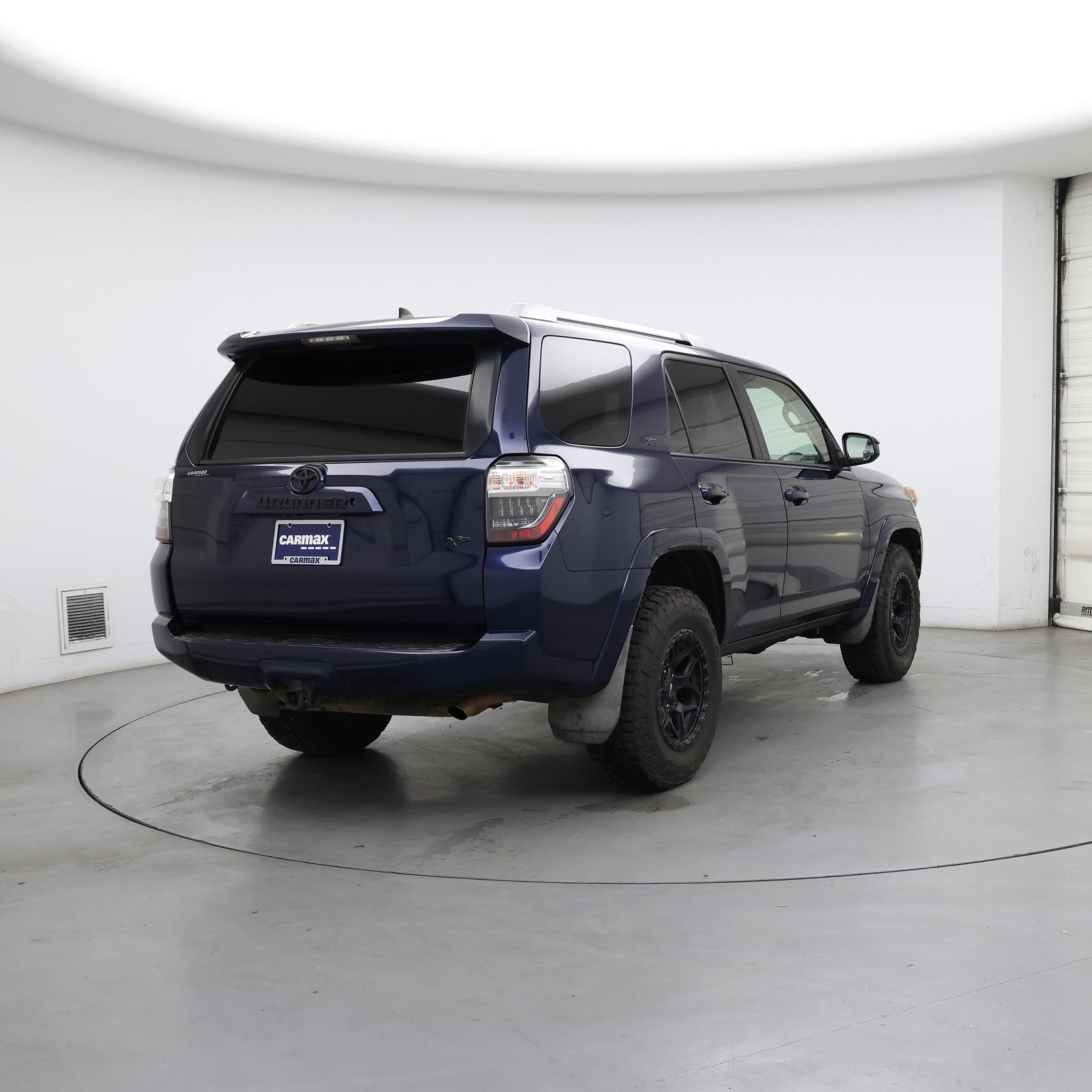 Thumbnail: 2018 Toyota 4Runner - 8