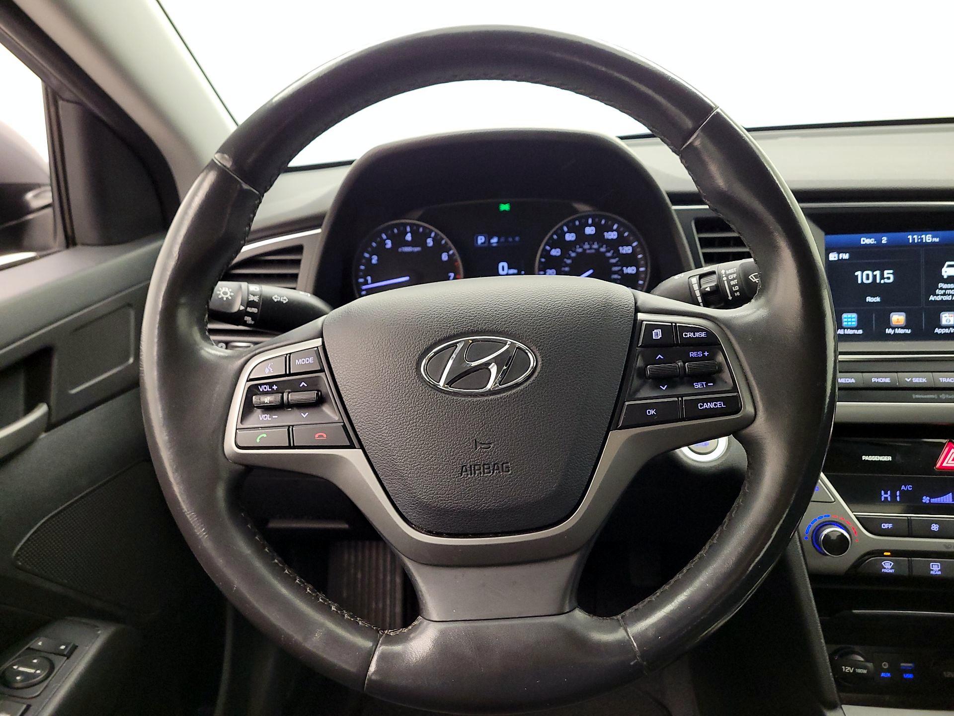 Thumbnail: 2018 Hyundai Elantra - 10