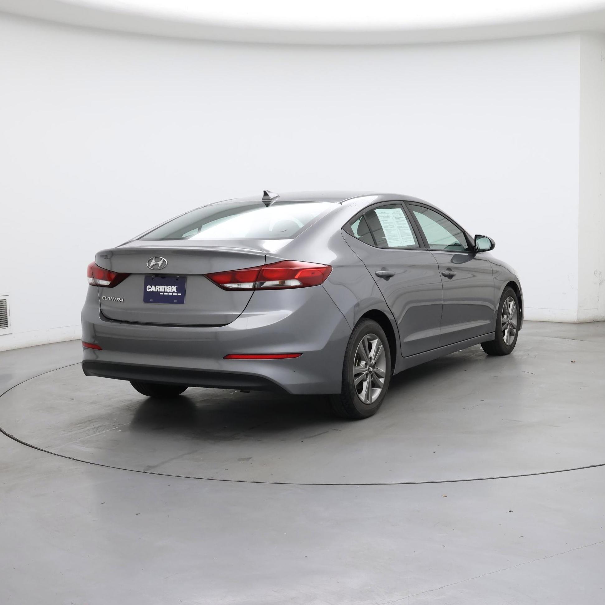 Thumbnail: 2018 Hyundai Elantra - 8