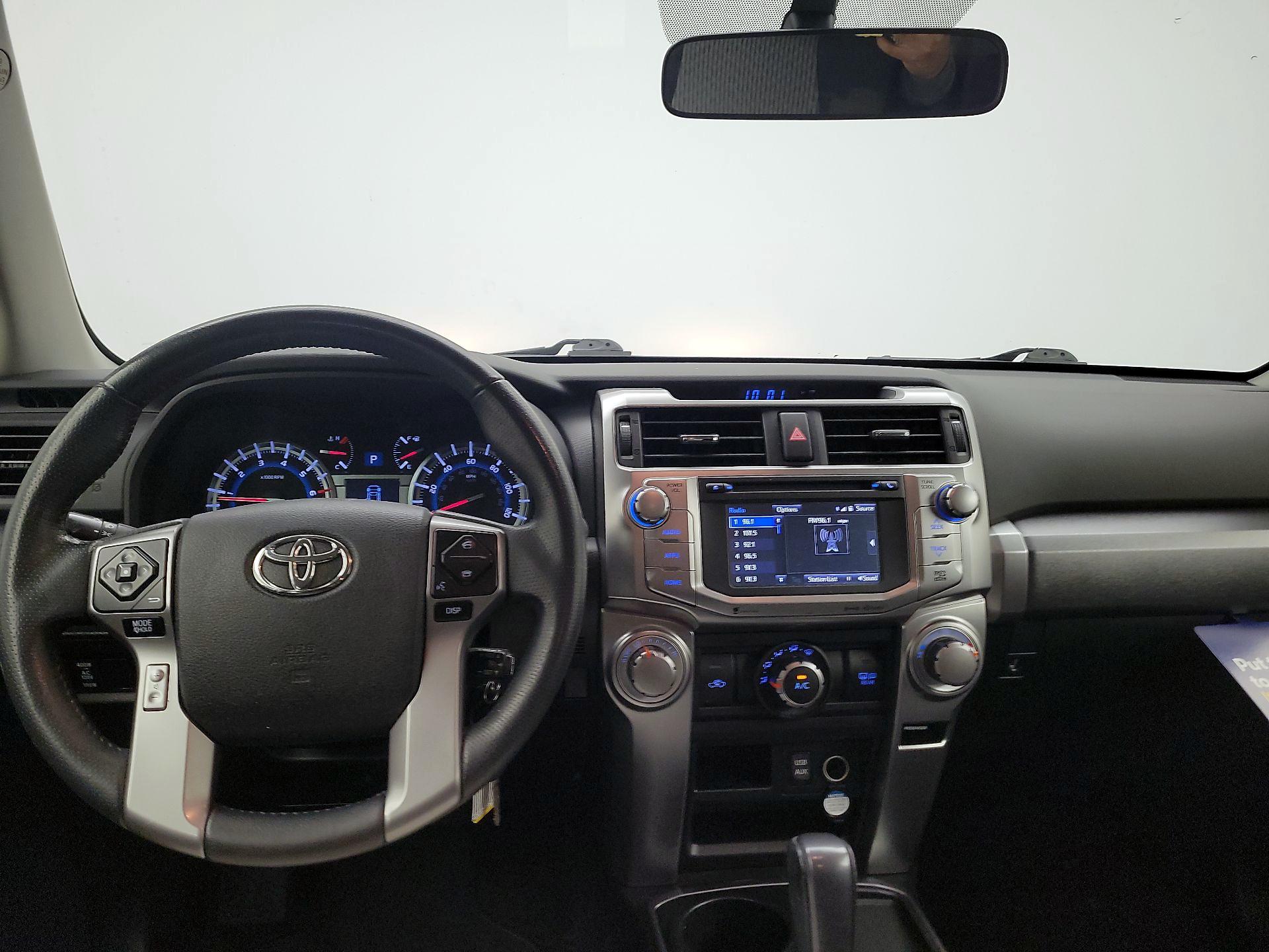 Thumbnail: 2016 Toyota 4Runner - 9