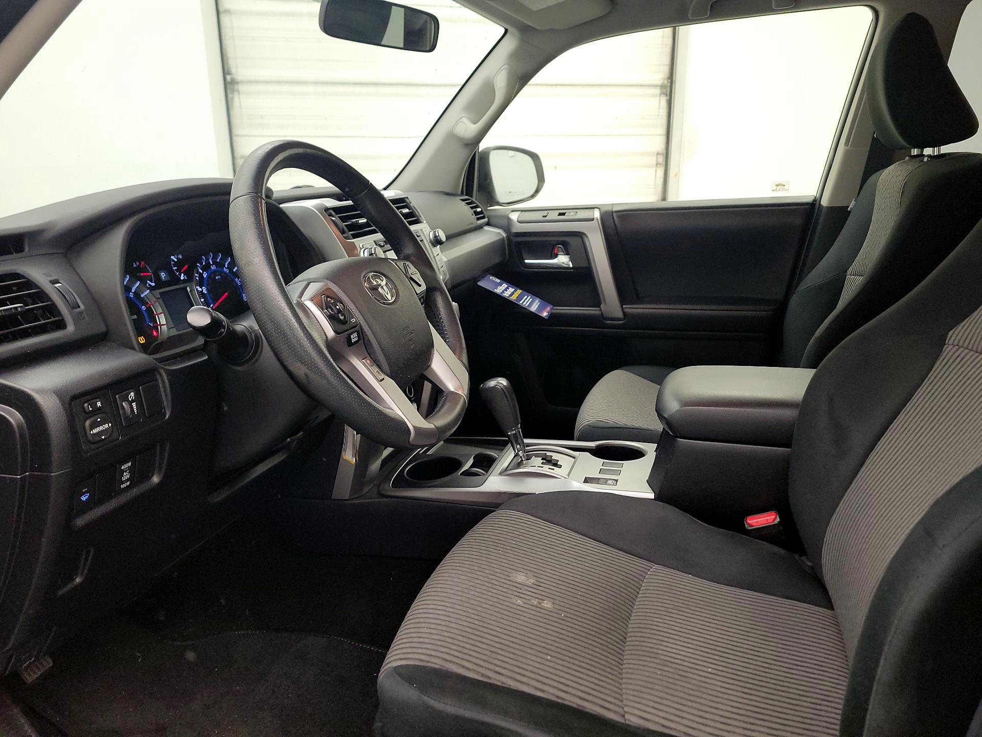 Thumbnail: 2016 Toyota 4Runner - 11