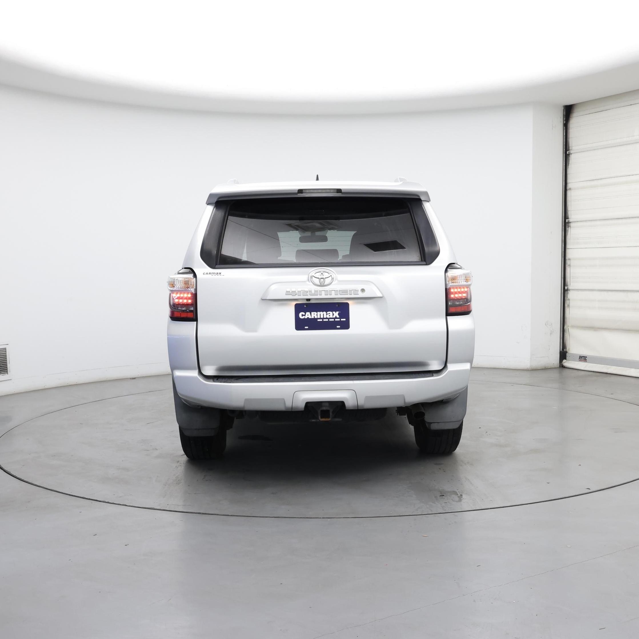 Thumbnail: 2016 Toyota 4Runner - 6