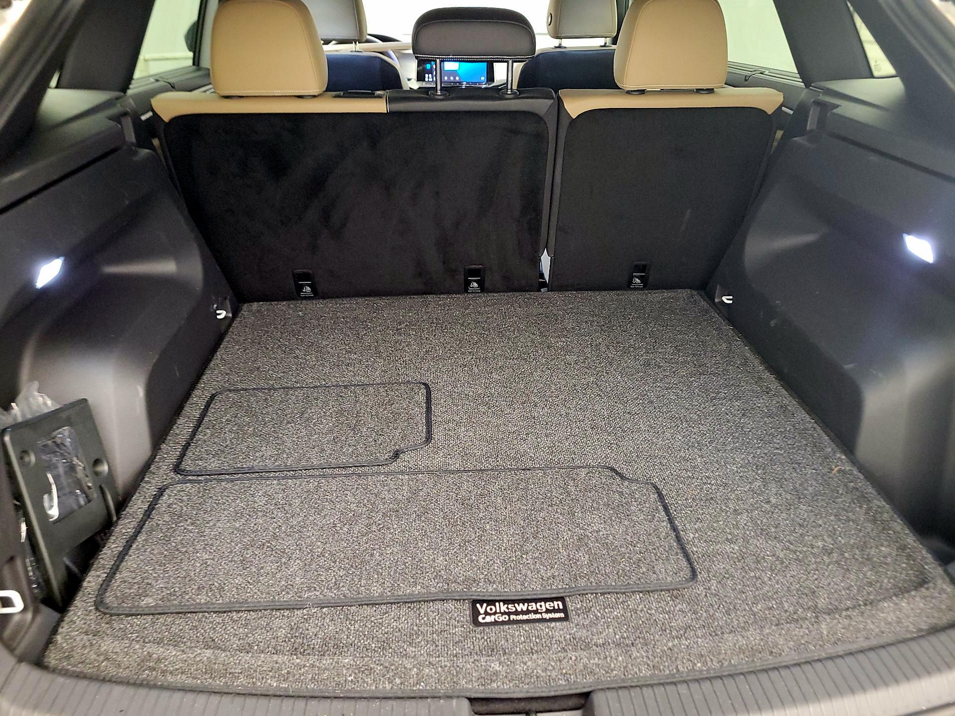 Thumbnail: 2024 Volkswagen Atlas - 16