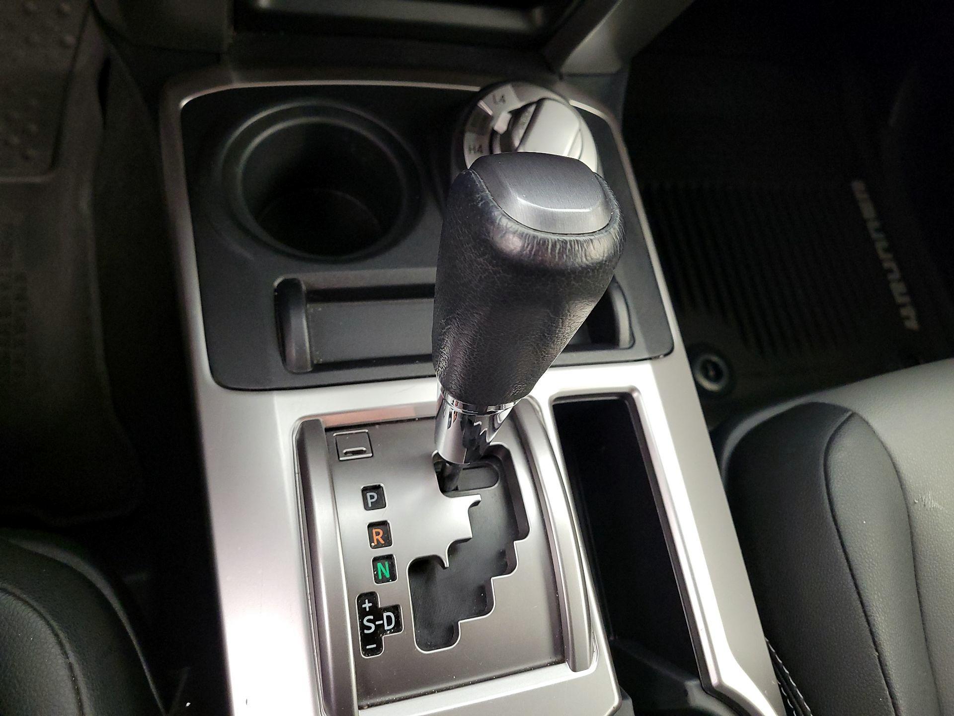 Thumbnail: 2020 Toyota 4Runner - 15