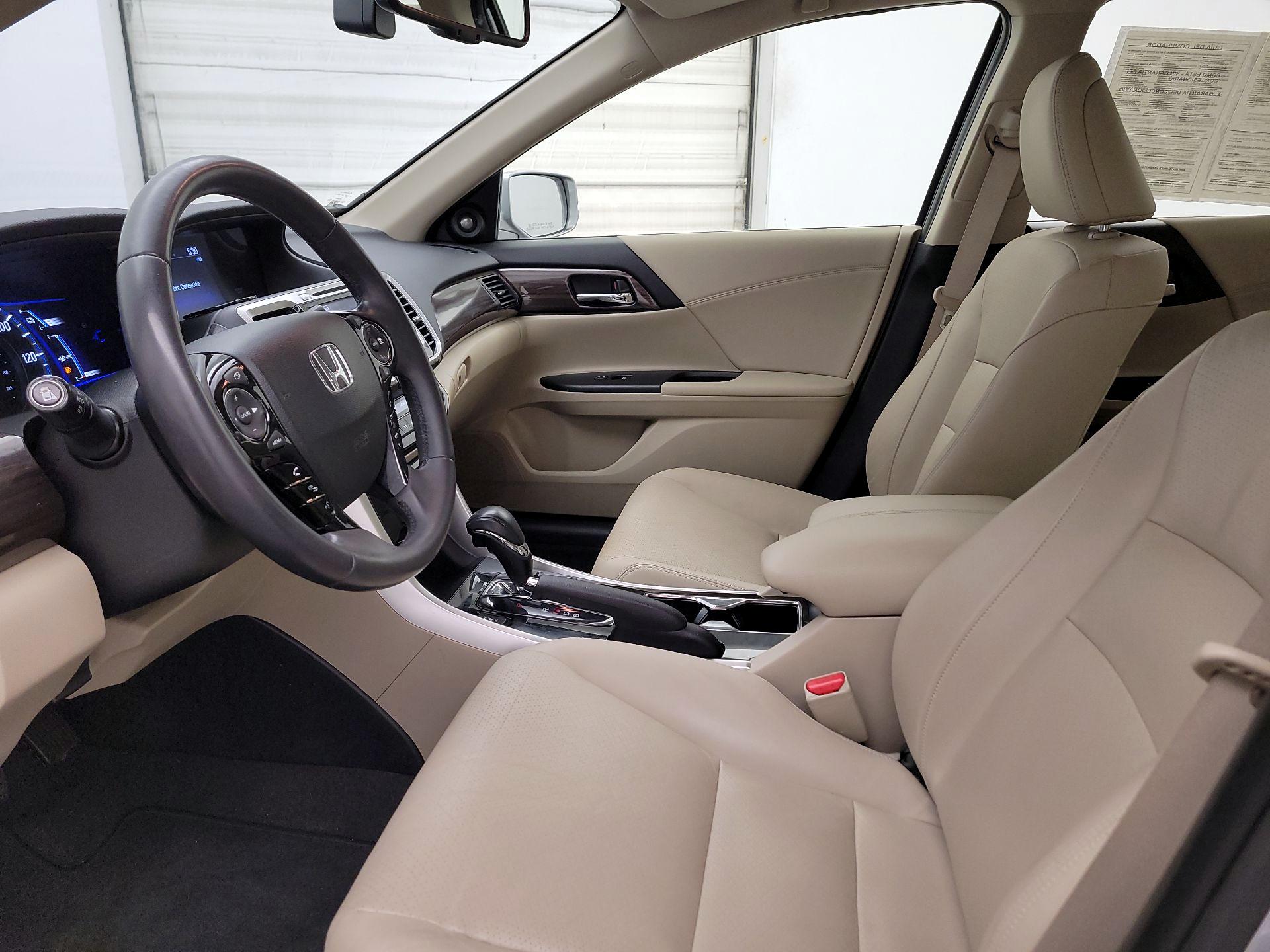 Thumbnail: 2017 Honda Accord - 11