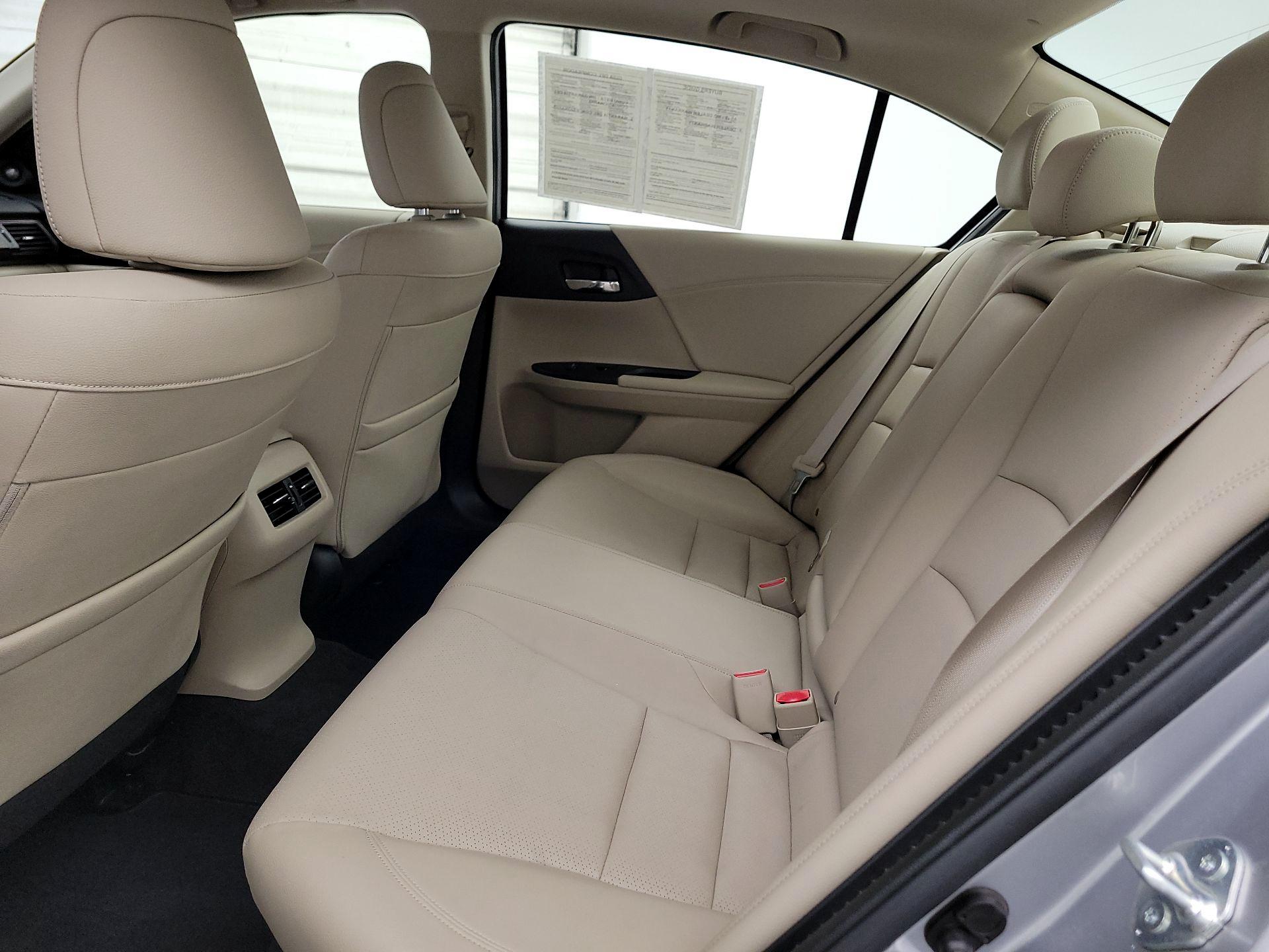 Thumbnail: 2017 Honda Accord - 19