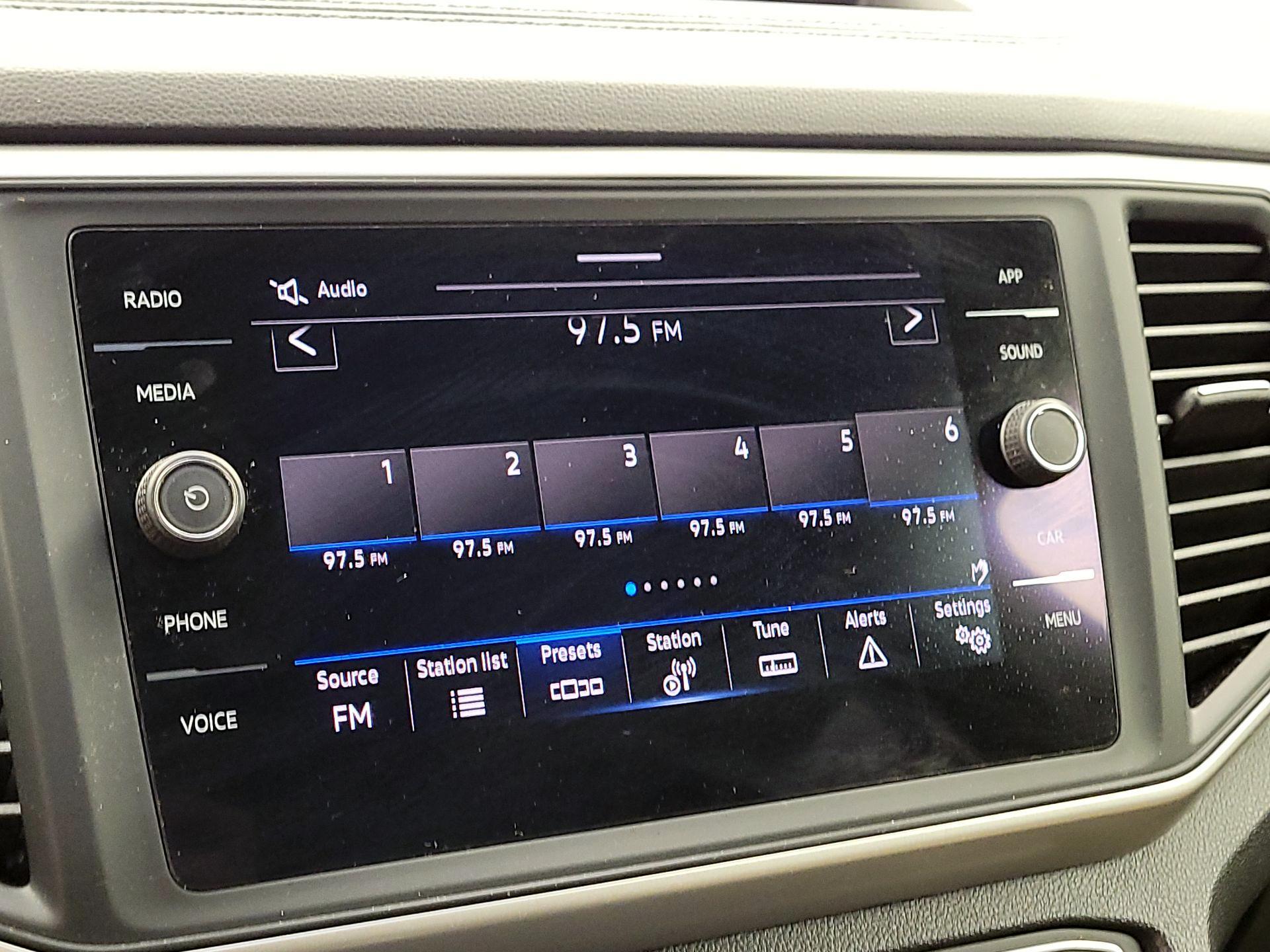 Thumbnail: 2021 Volkswagen Atlas - 15