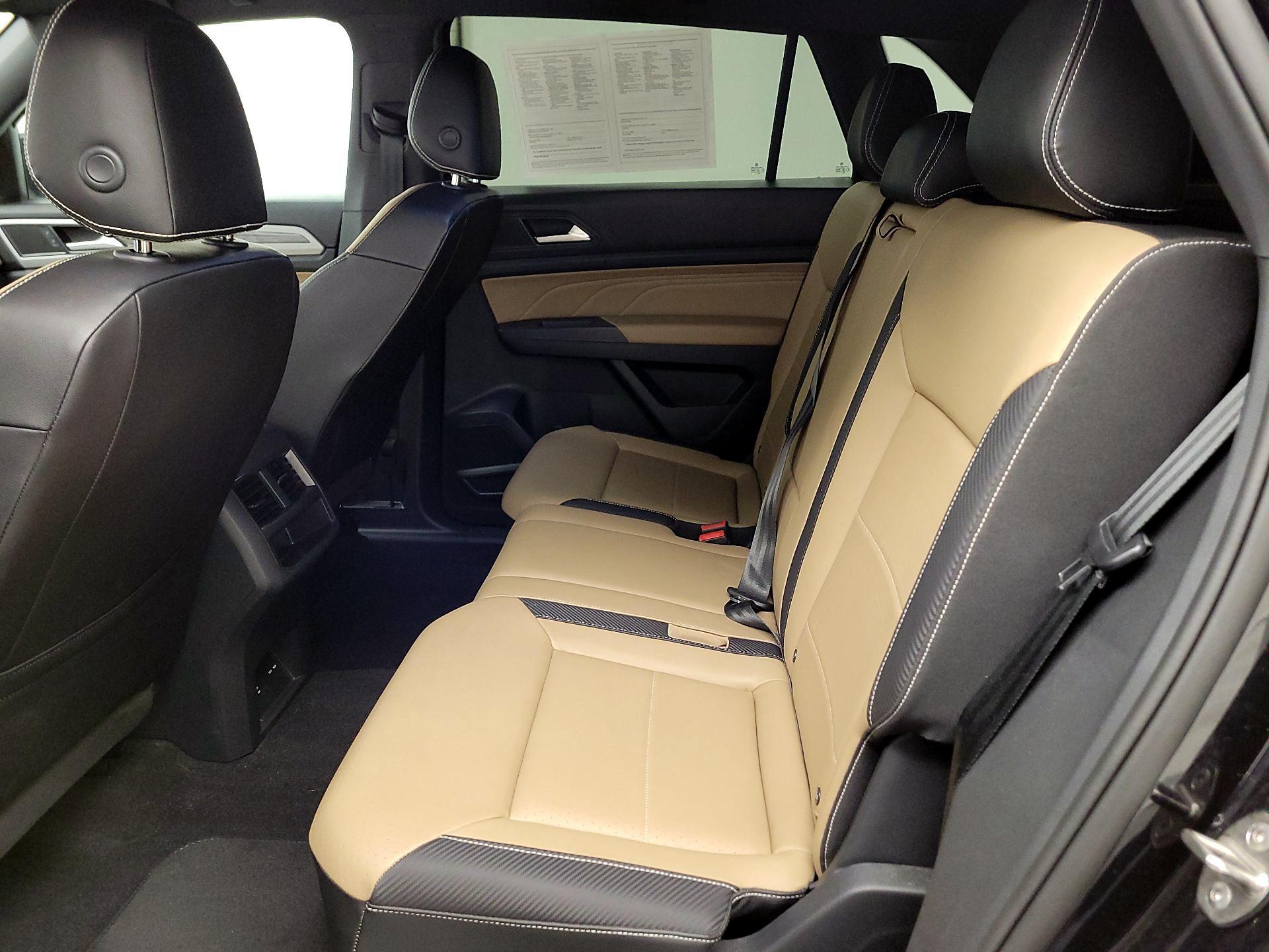 Thumbnail: 2021 Volkswagen Atlas - 19