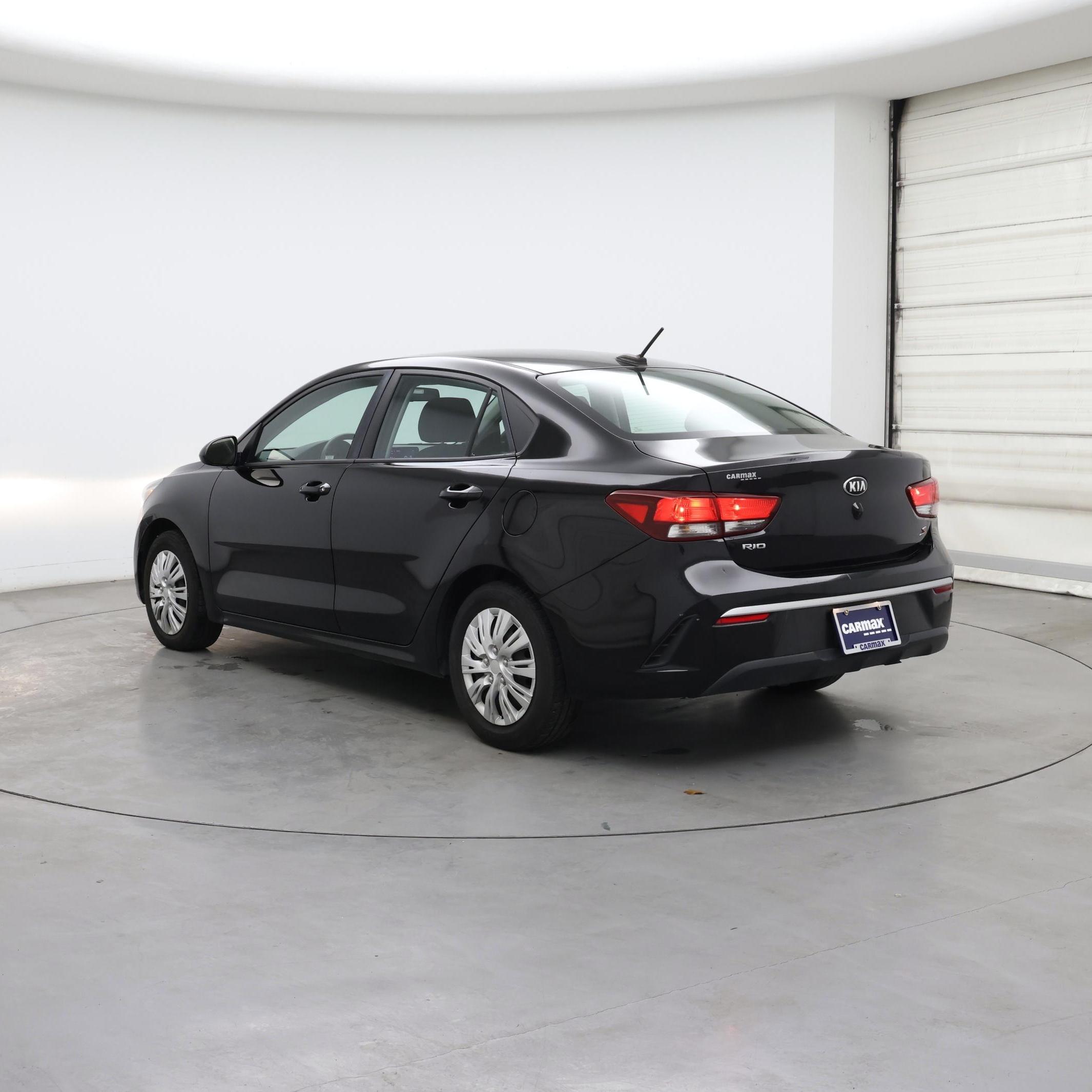 Thumbnail: 2021 Kia Rio - 2