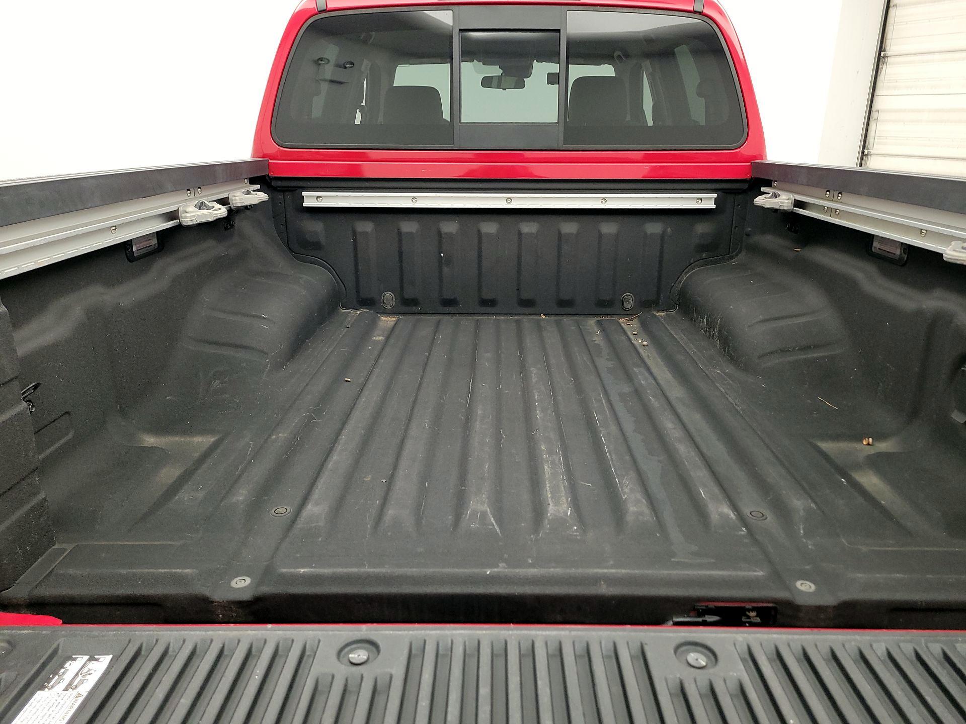 Thumbnail: 2022 Nissan Frontier - 20