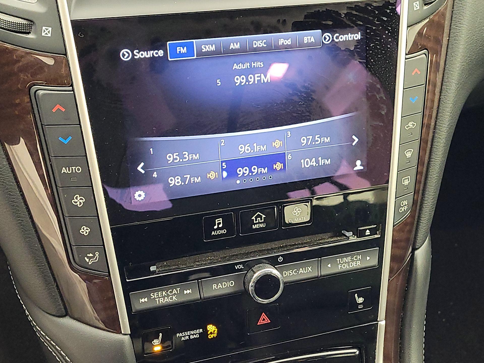 Thumbnail: 2017 INFINITI Q50 - 16