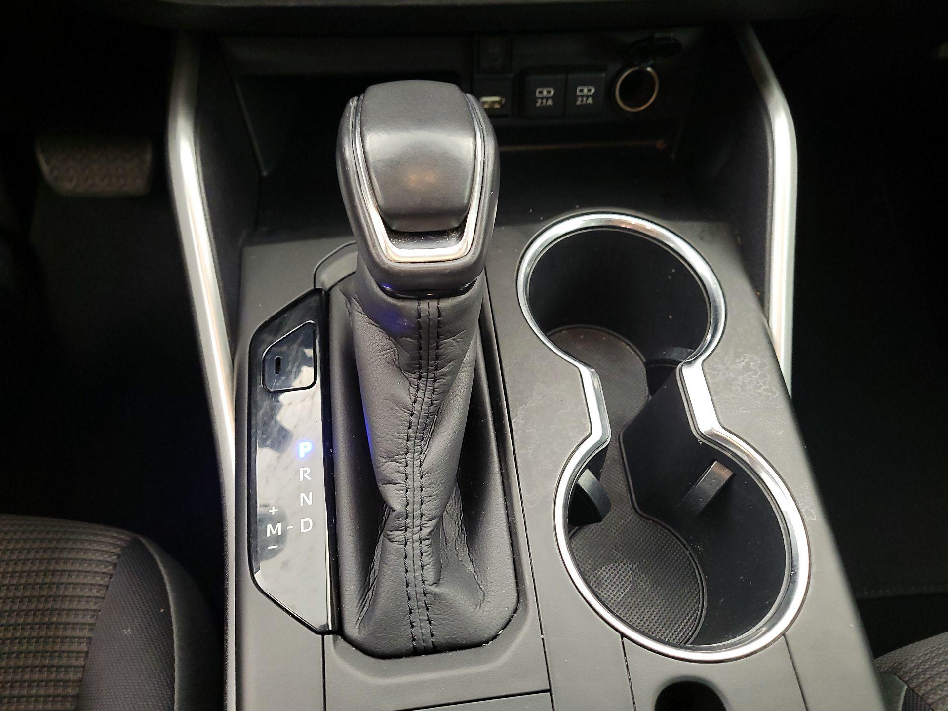 Thumbnail: 2020 Toyota Highlander - 15