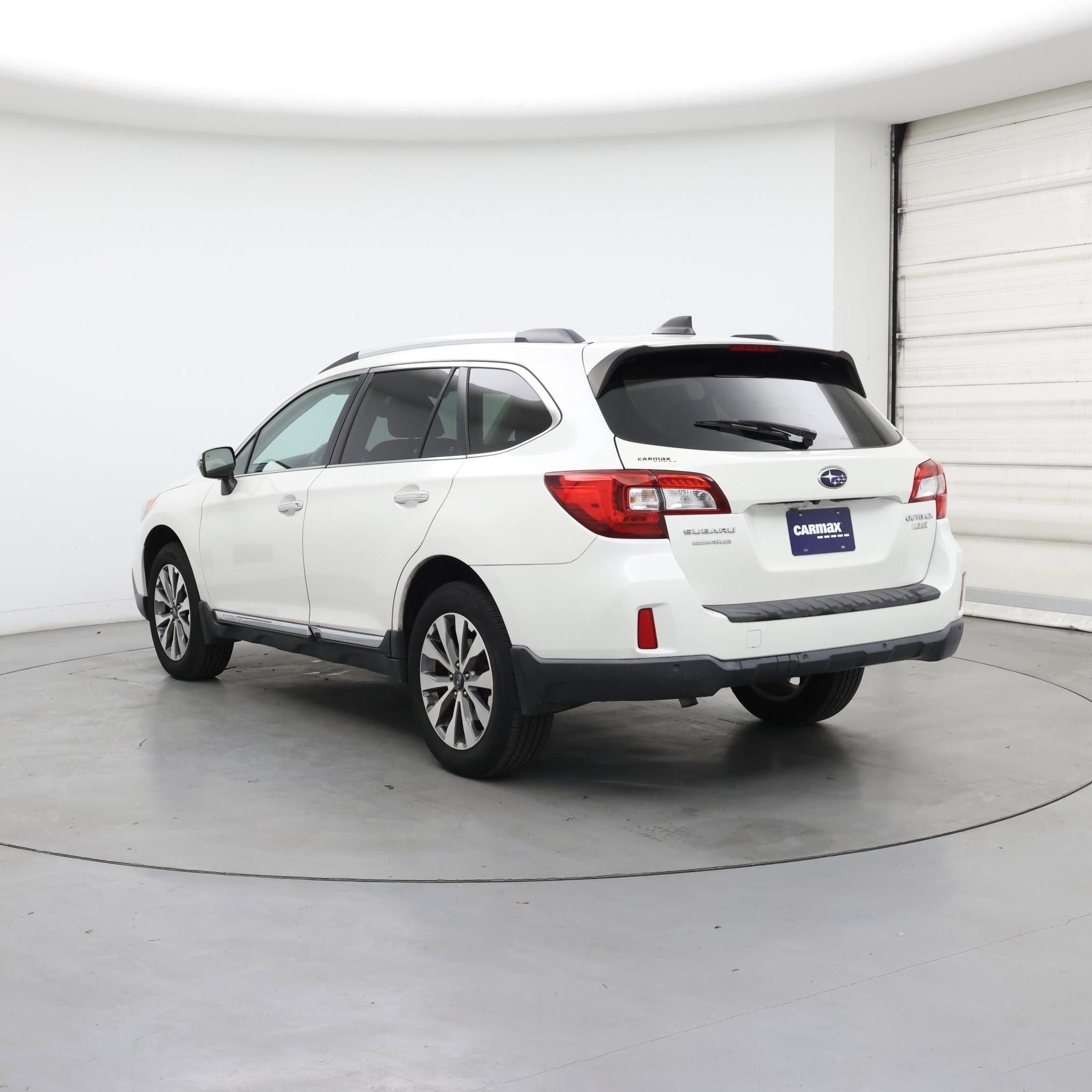 Thumbnail: 2017 Subaru Outback - 2