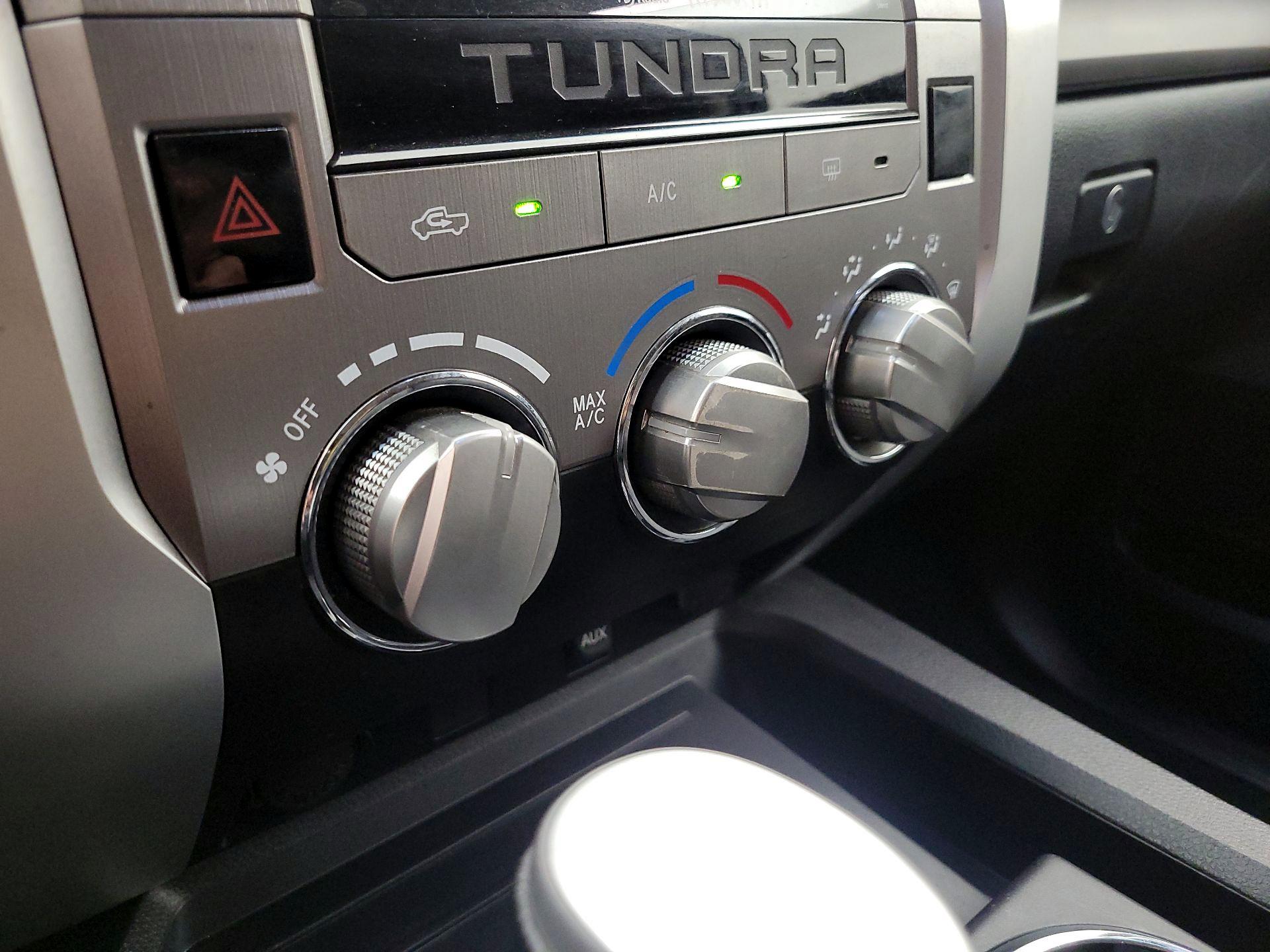 Thumbnail: 2016 Toyota Tundra - 14