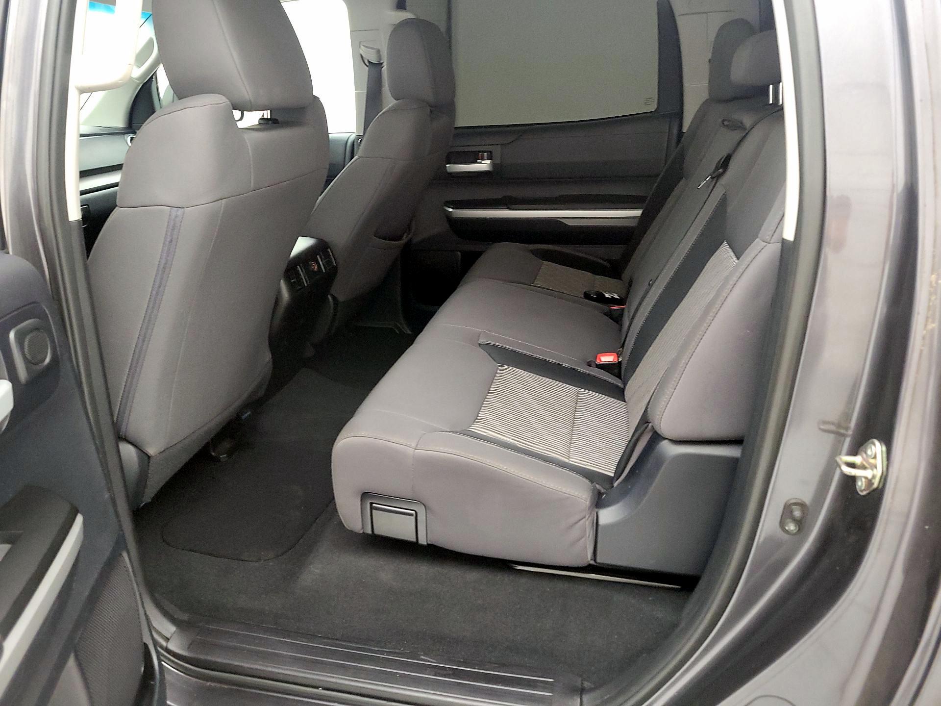 Thumbnail: 2016 Toyota Tundra - 16