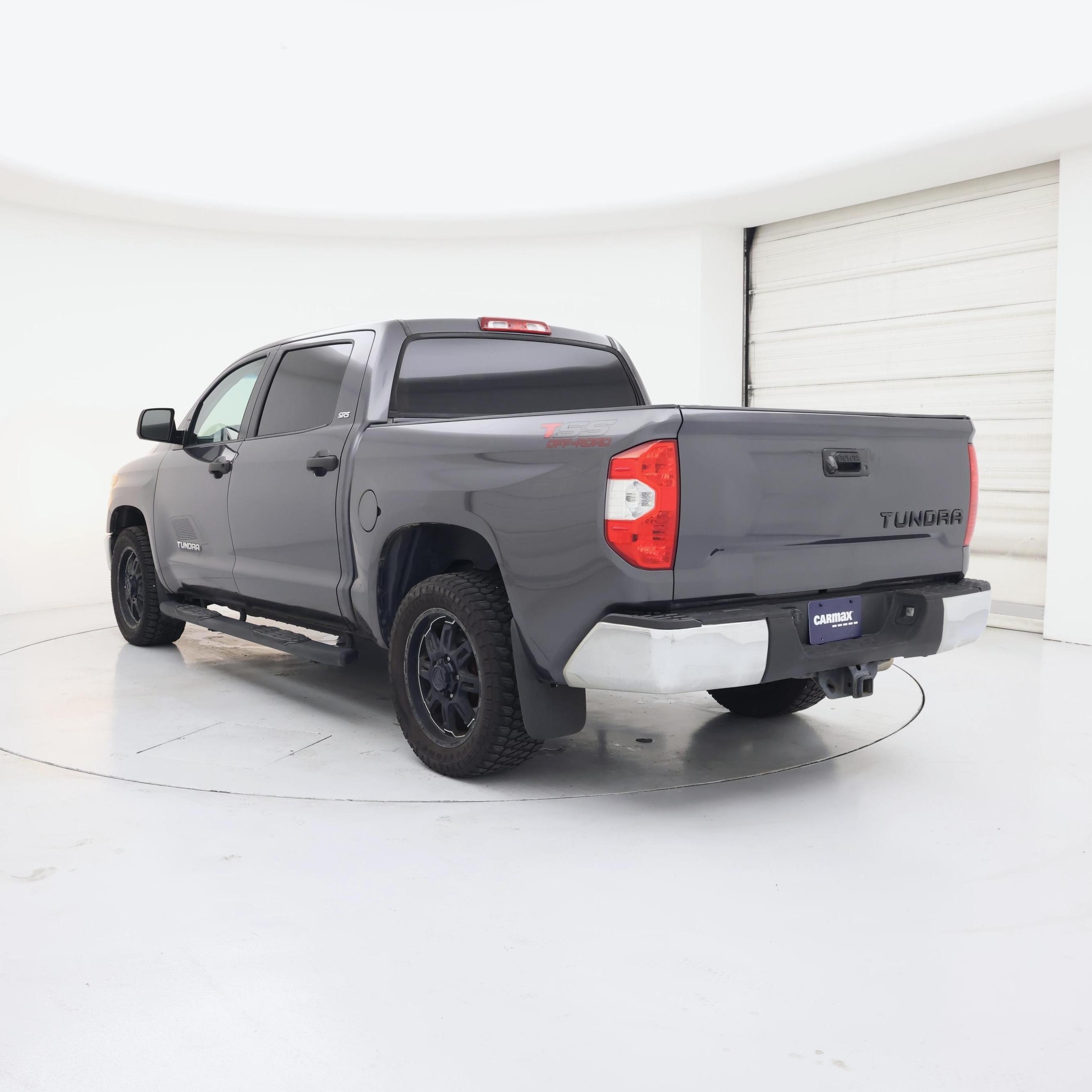 Thumbnail: 2016 Toyota Tundra - 2