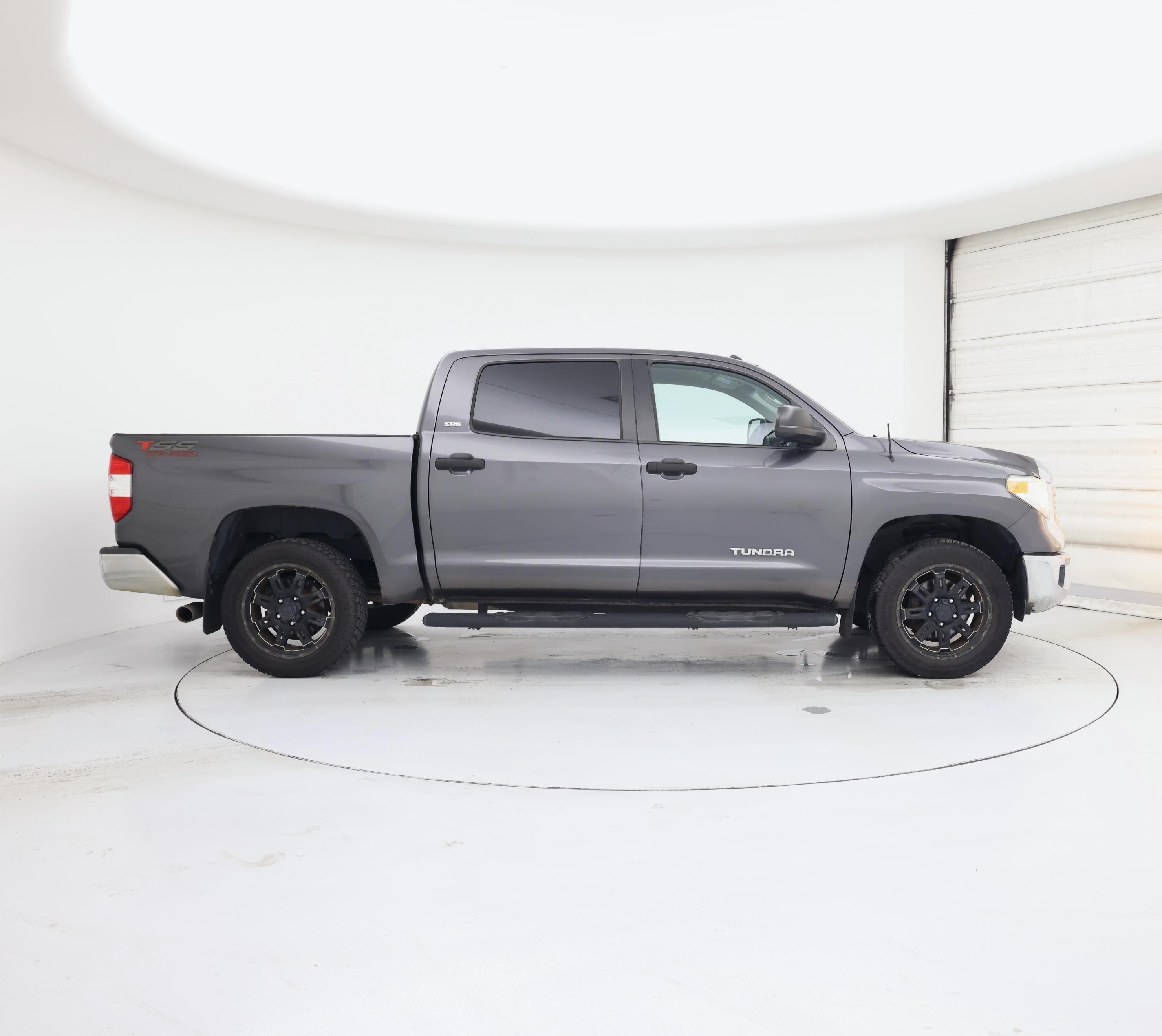 Thumbnail: 2016 Toyota Tundra - 7