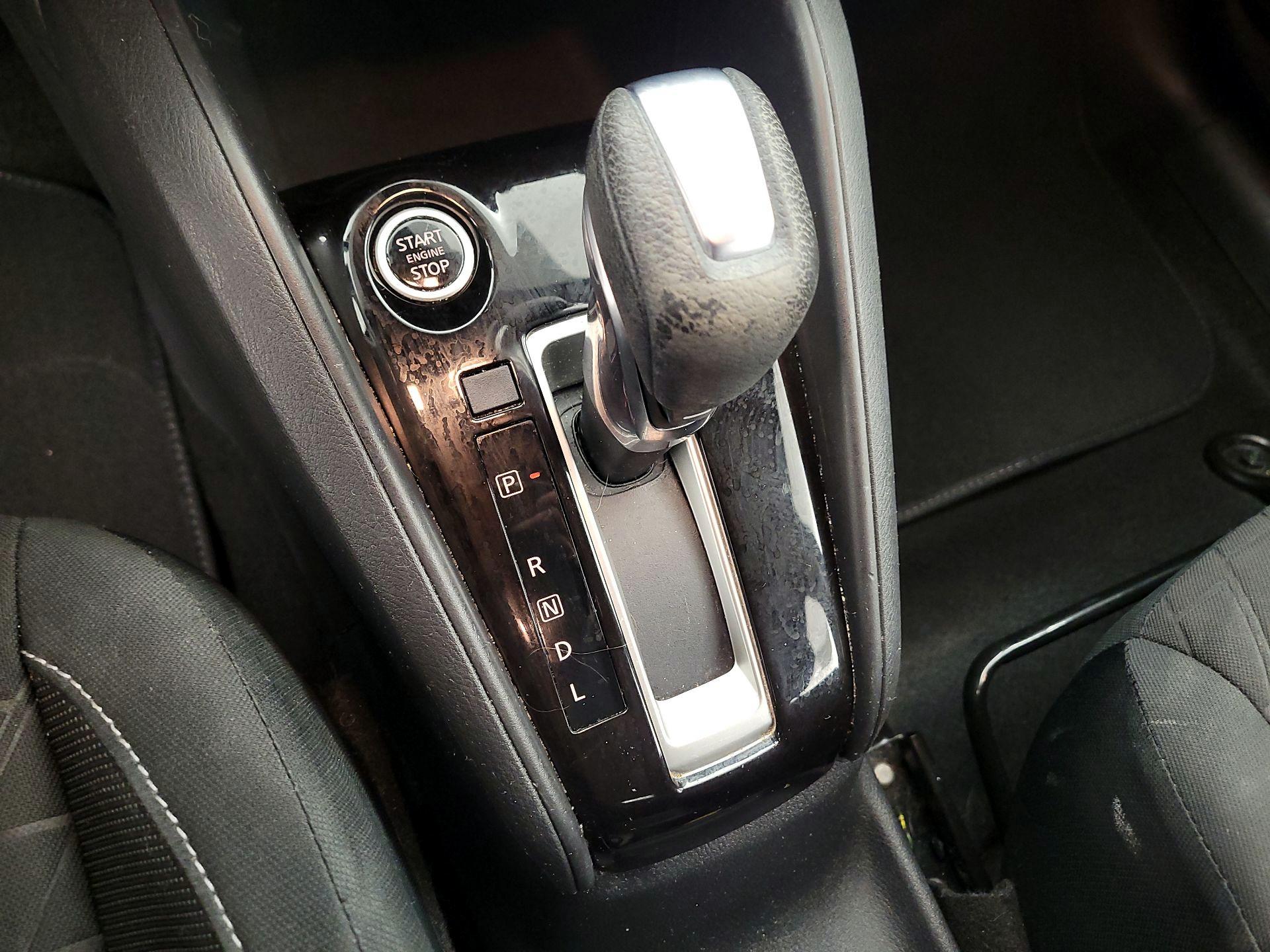 Thumbnail: 2021 Nissan Kicks - 17