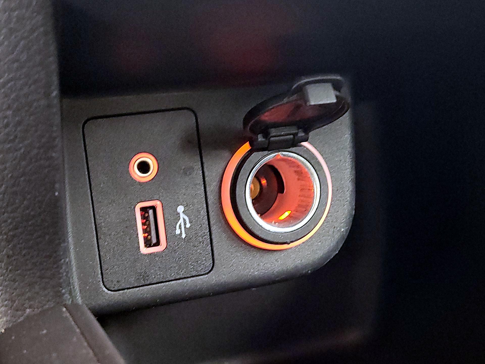 Thumbnail: 2021 Nissan Kicks - 18