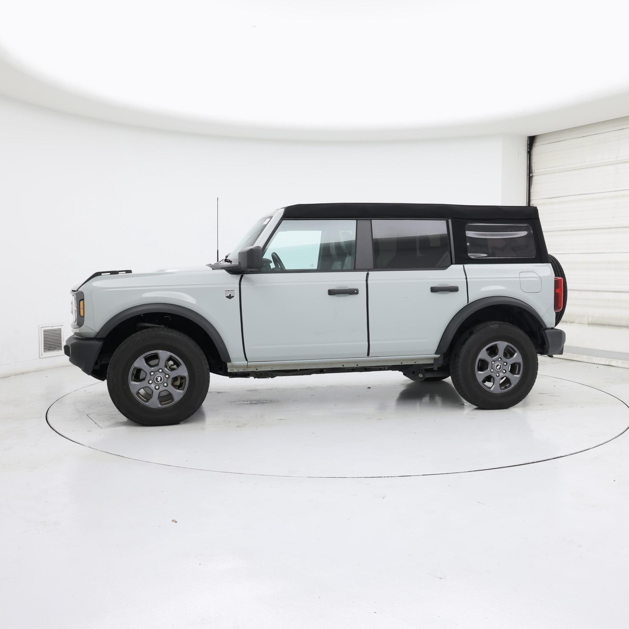 Thumbnail: 2024 Ford Bronco - 3