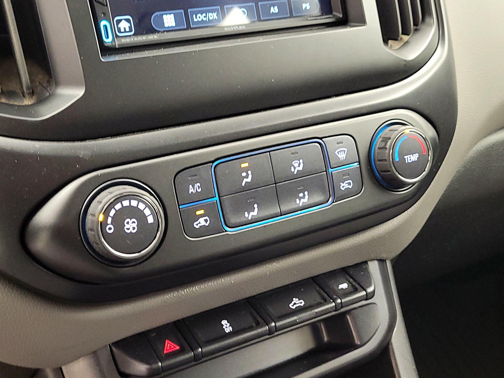 Thumbnail: 2016 Chevrolet Colorado - 16