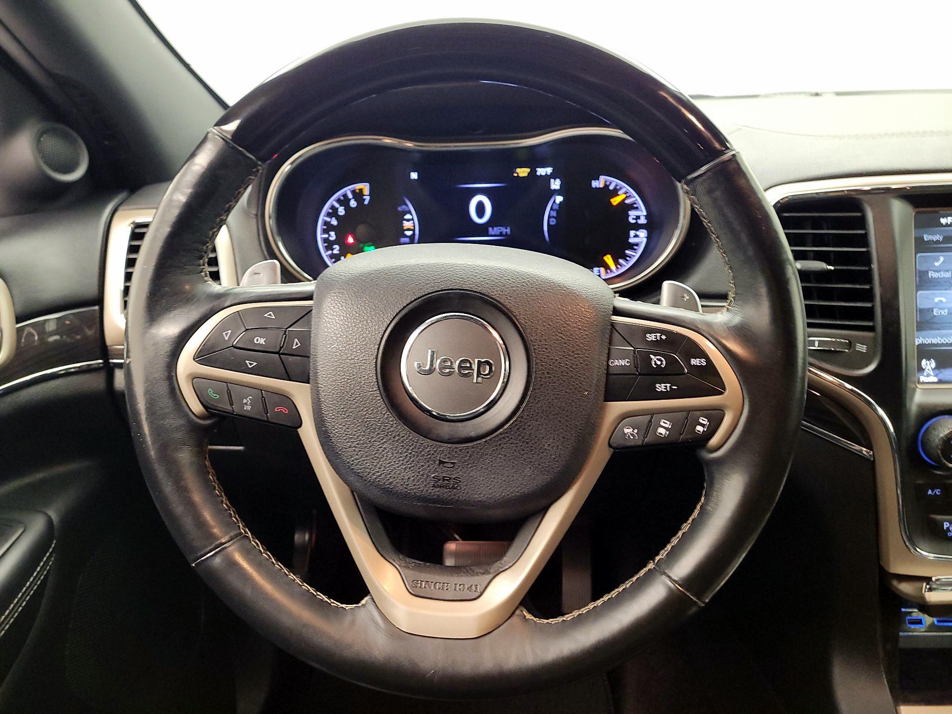 Thumbnail: 2017 Jeep Grand Cherokee - 10